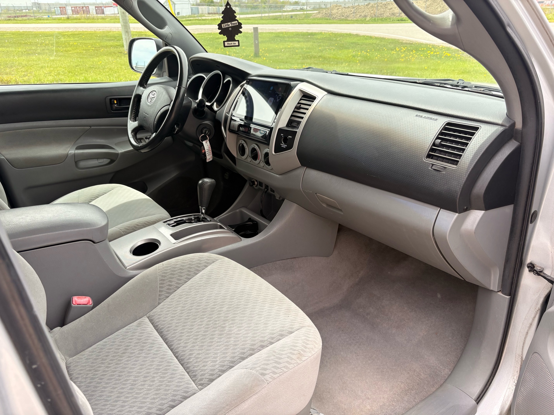 /skymotorscanada/2009-Toyota-Tacoma-8399135371070041.jpg