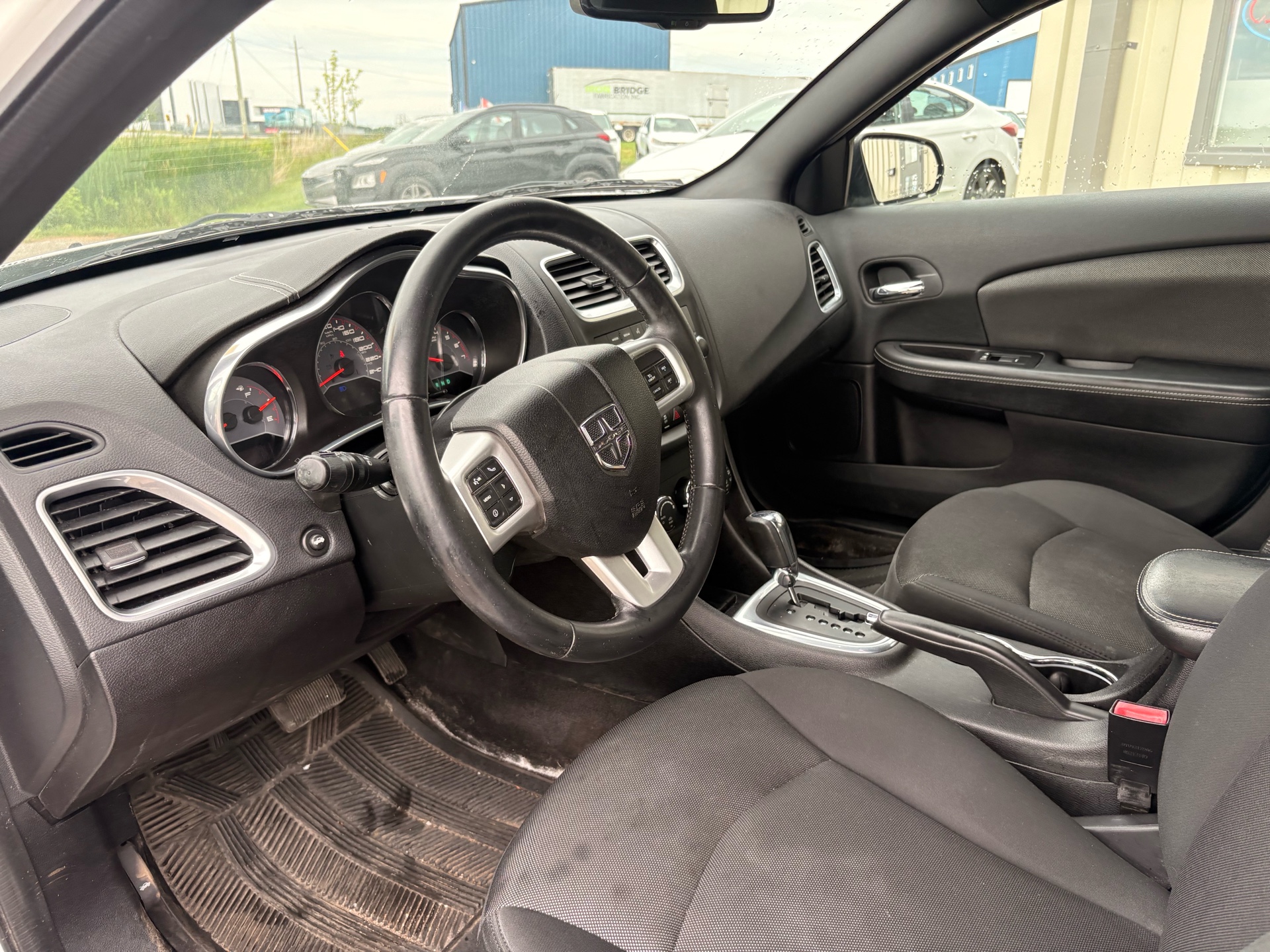 /skymotorscanada/2013-Dodge-Avenger-24598831531319765.jpg