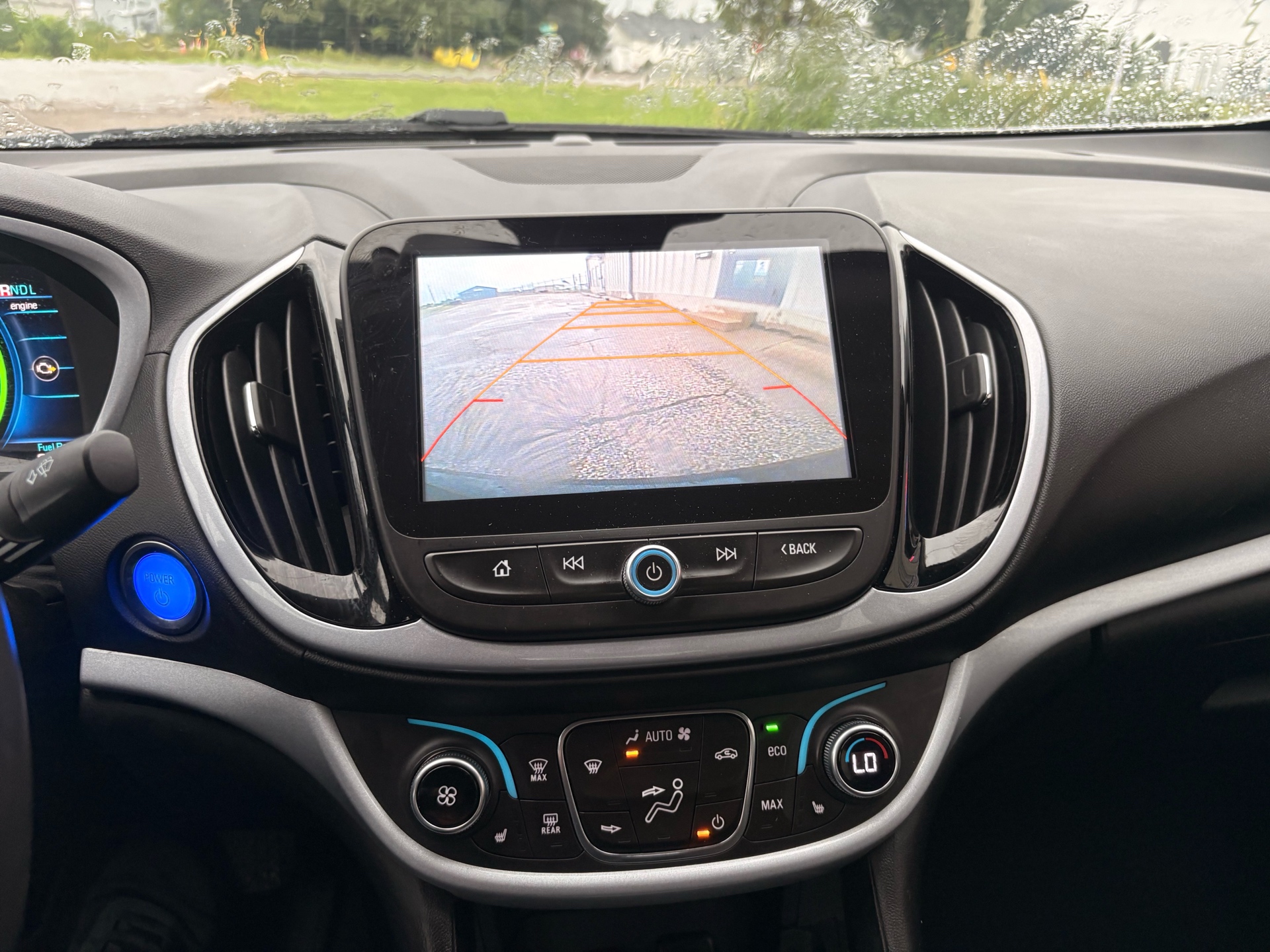 /skymotorscanada/2017-Chevrolet-Volt-09542825362839702.jpg