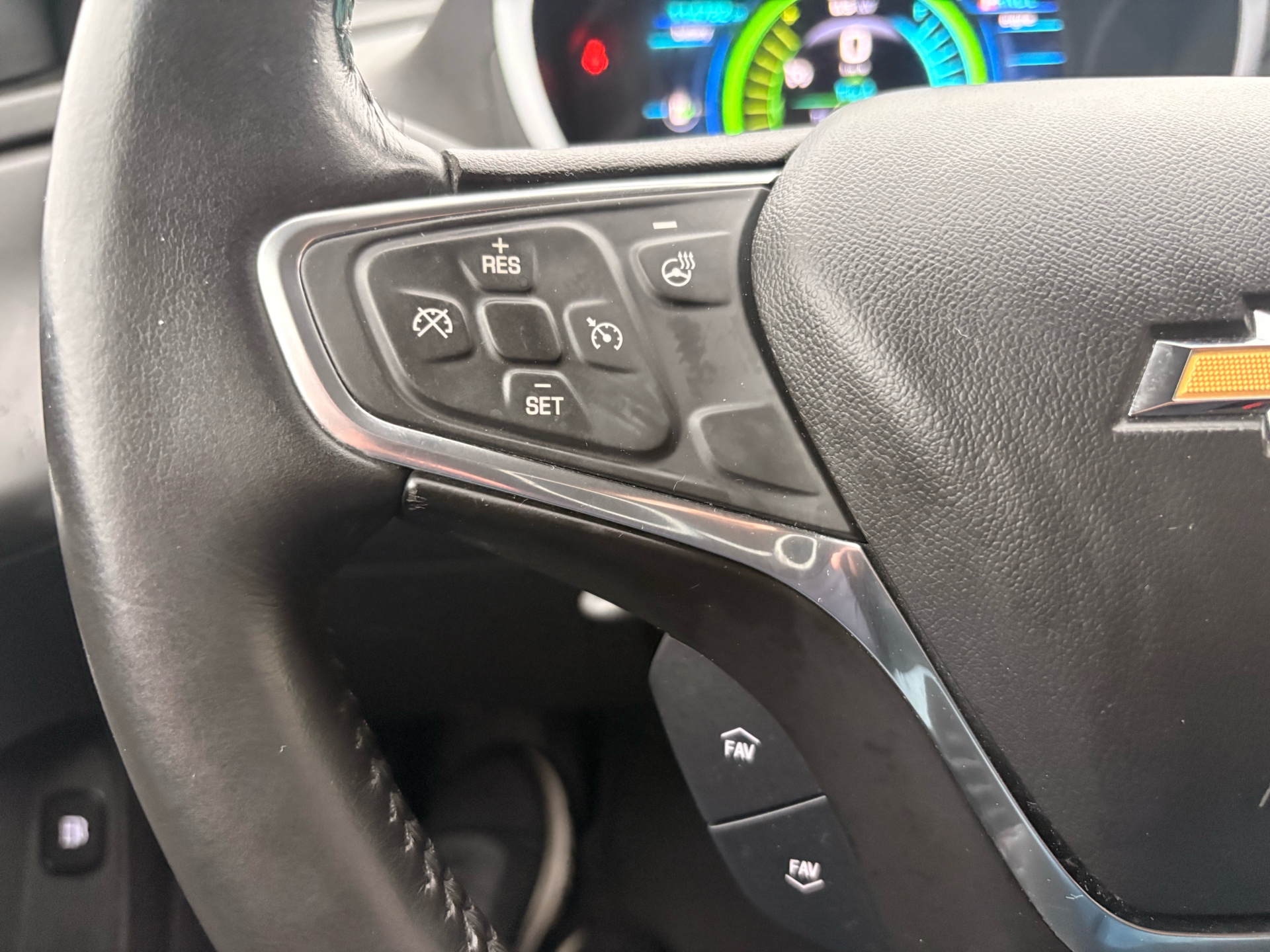 /skymotorscanada/2017-Chevrolet-Volt-47588822217142956.jpg