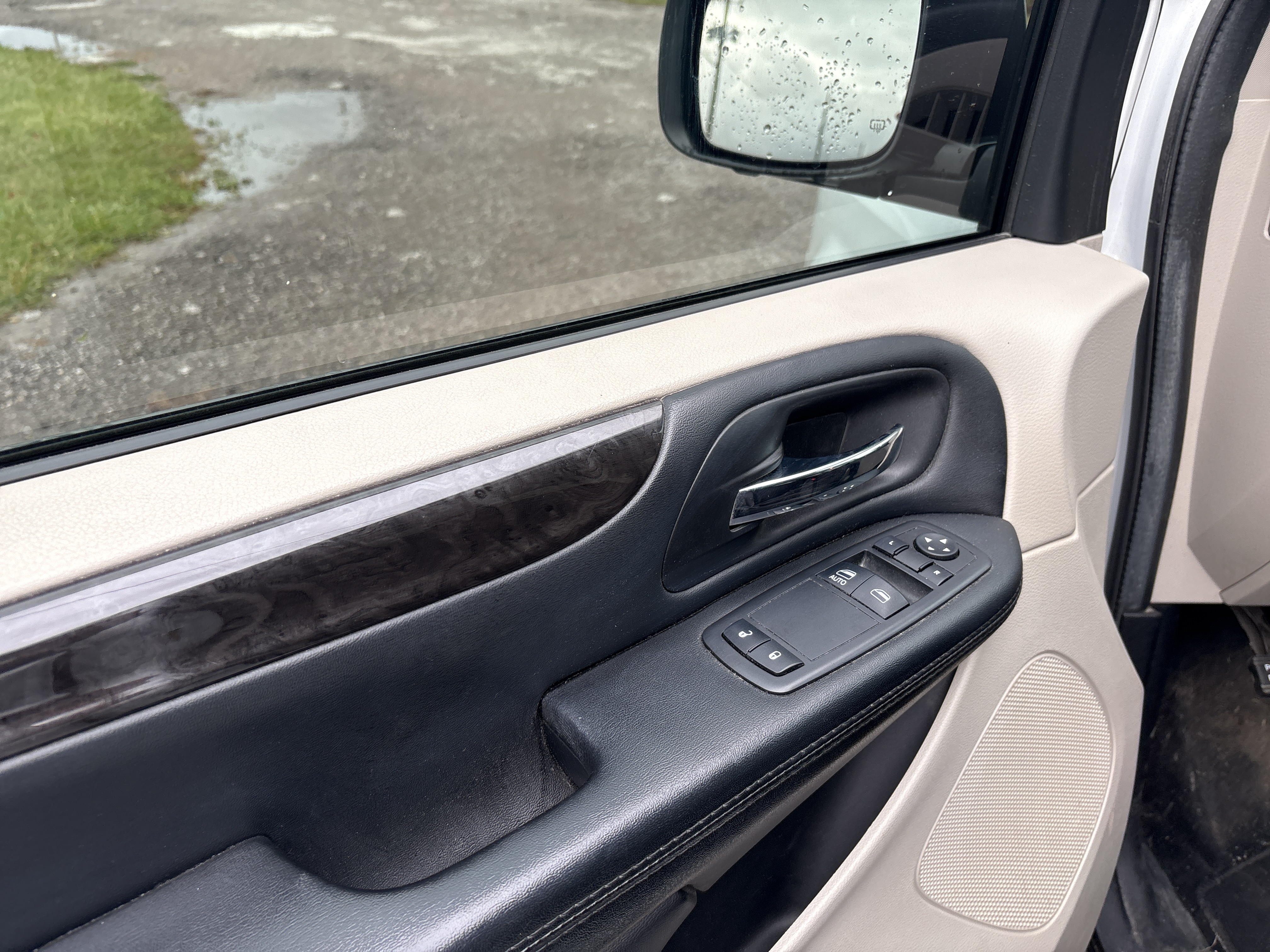 /skymotorscanada/2017-Dodge-GrandCaravan-4328510067238851.jpg