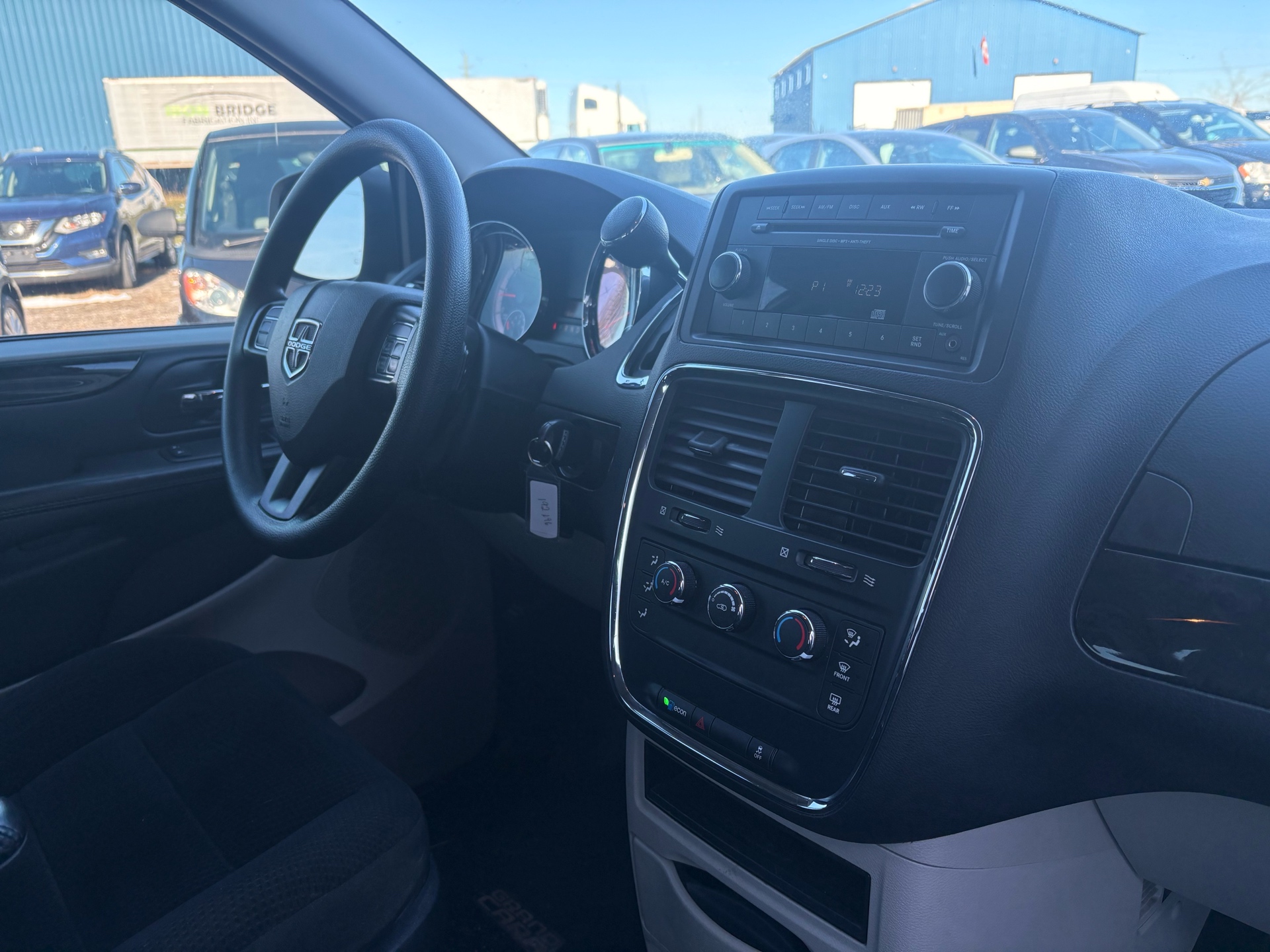 /skymotorscanada/2017-Dodge-GrandCaravan-45884537493631594.jpg