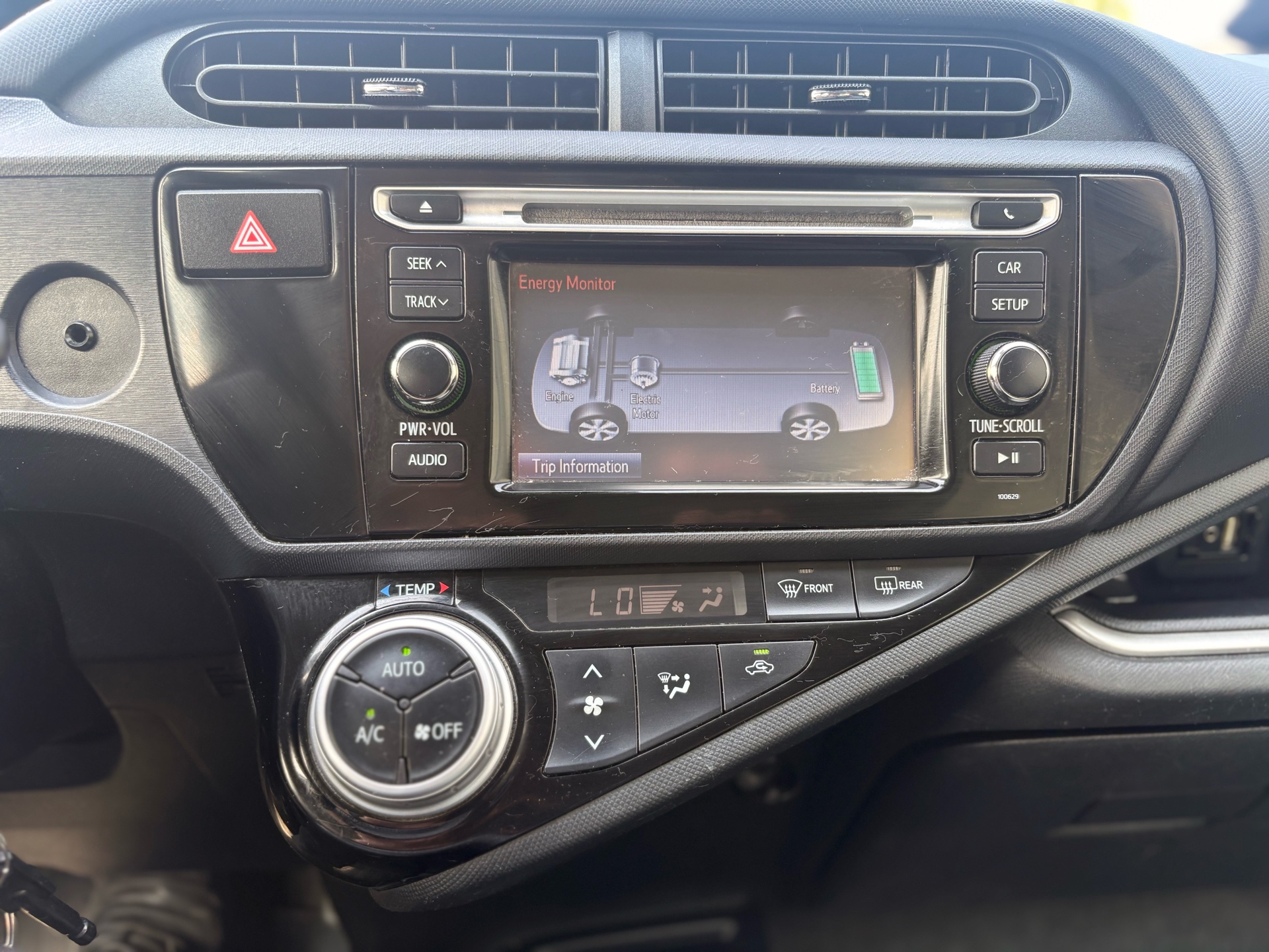 /skymotorscanada/2017-Toyota-Priusc-5202468569250056.jpg