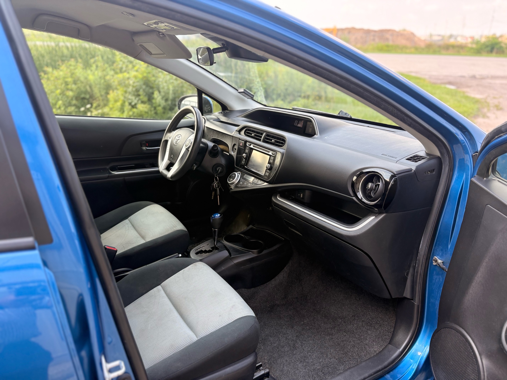 /skymotorscanada/2017-Toyota-Priusc-6545835076584468.jpg