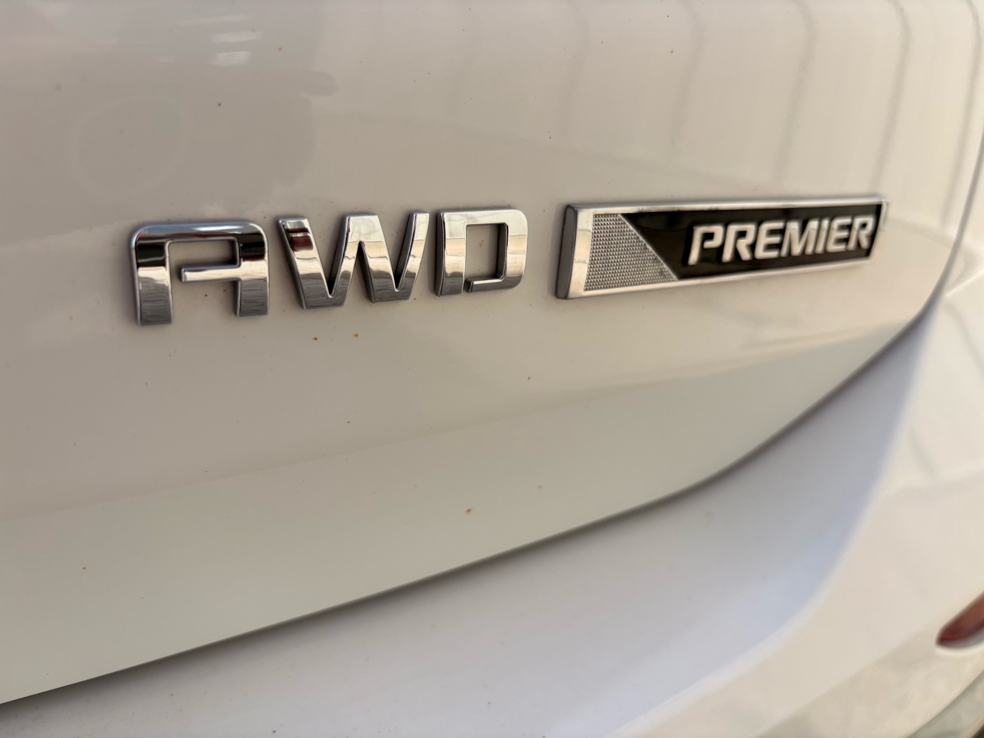 /skymotorscanada/2018-CHEVROLET-EQUINOX-8766669041090418.jpg