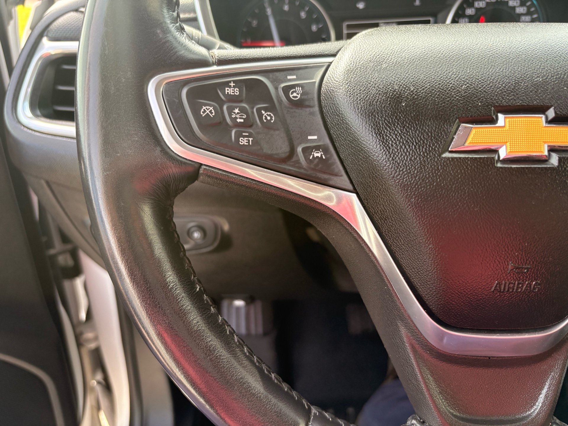 /skymotorscanada/2018-CHEVROLET-EQUINOX-9114685507869282.jpg