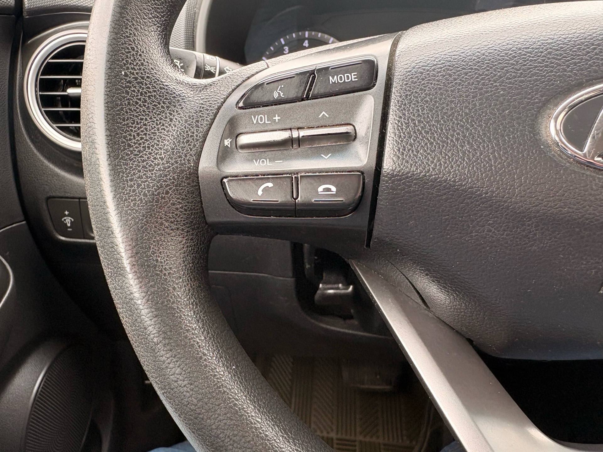 /skymotorscanada/2019-HYUNDAI-KONA-9585785779820786.jpg
