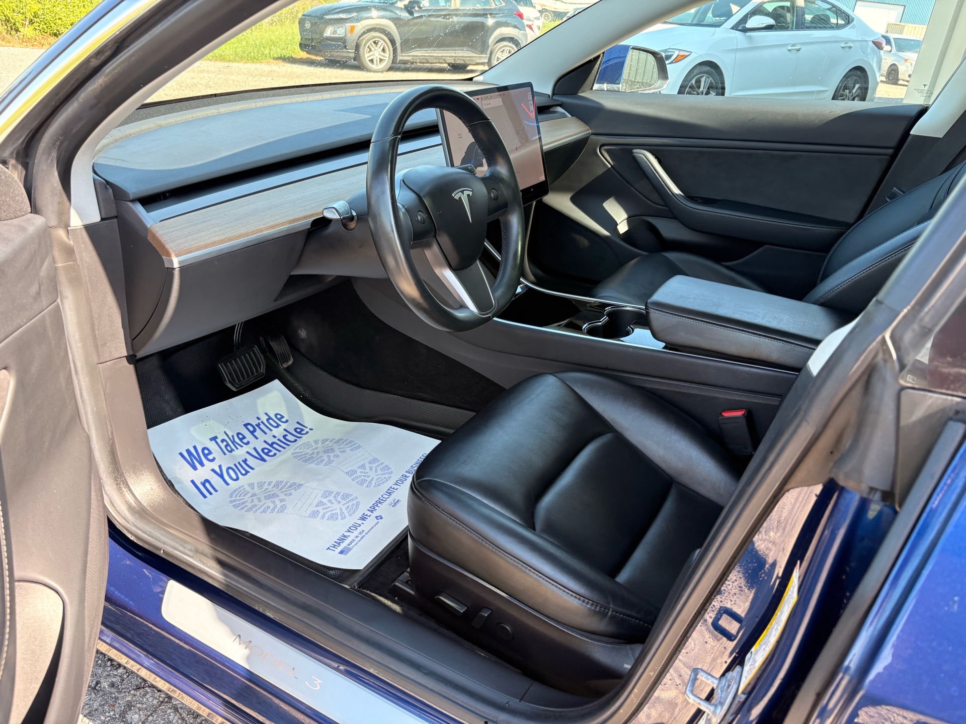 /skymotorscanada/2019-Tesla-Model3-724053231714735.jpg