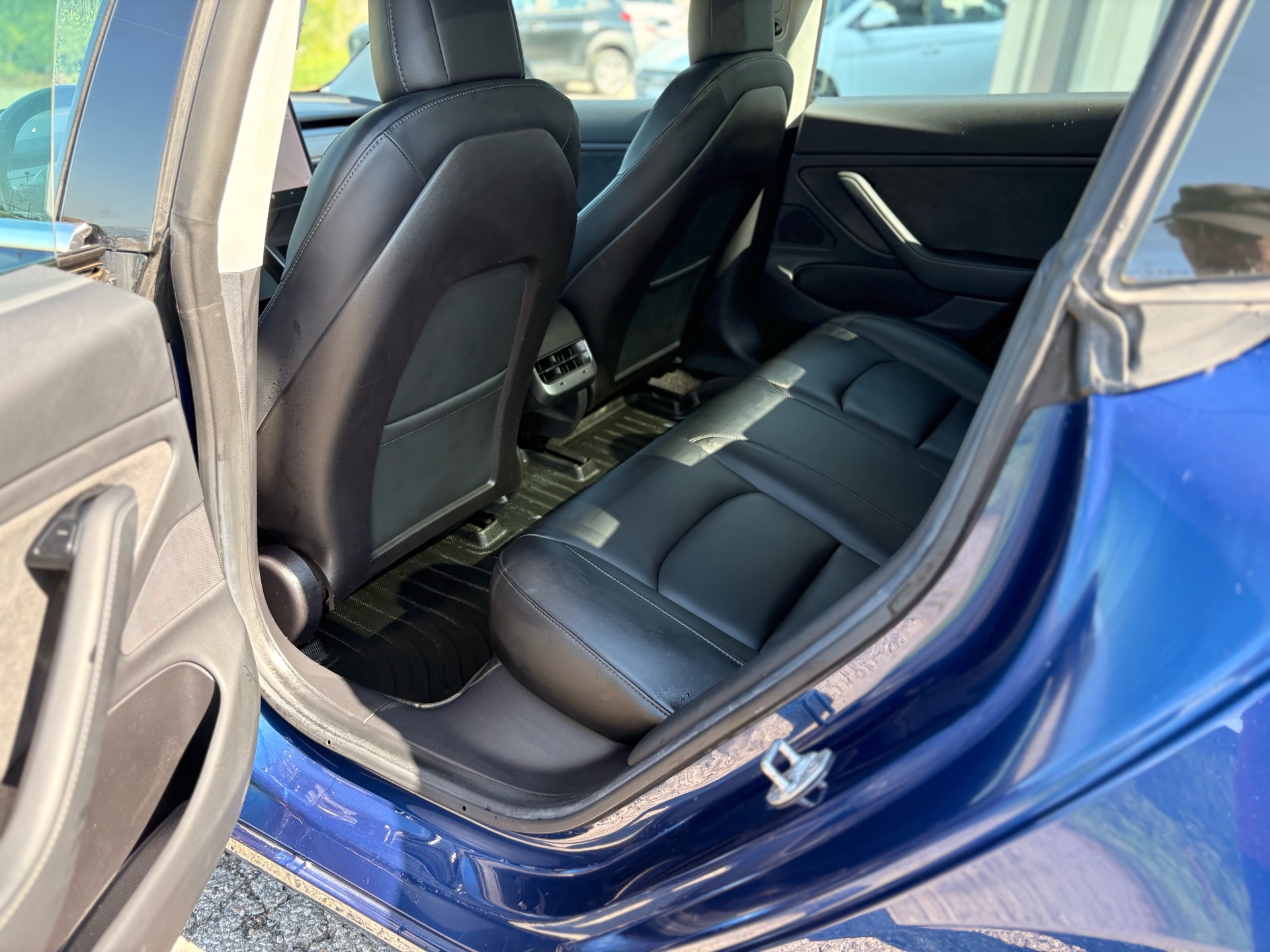/skymotorscanada/2019-Tesla-Model3-9394461973768695.jpg