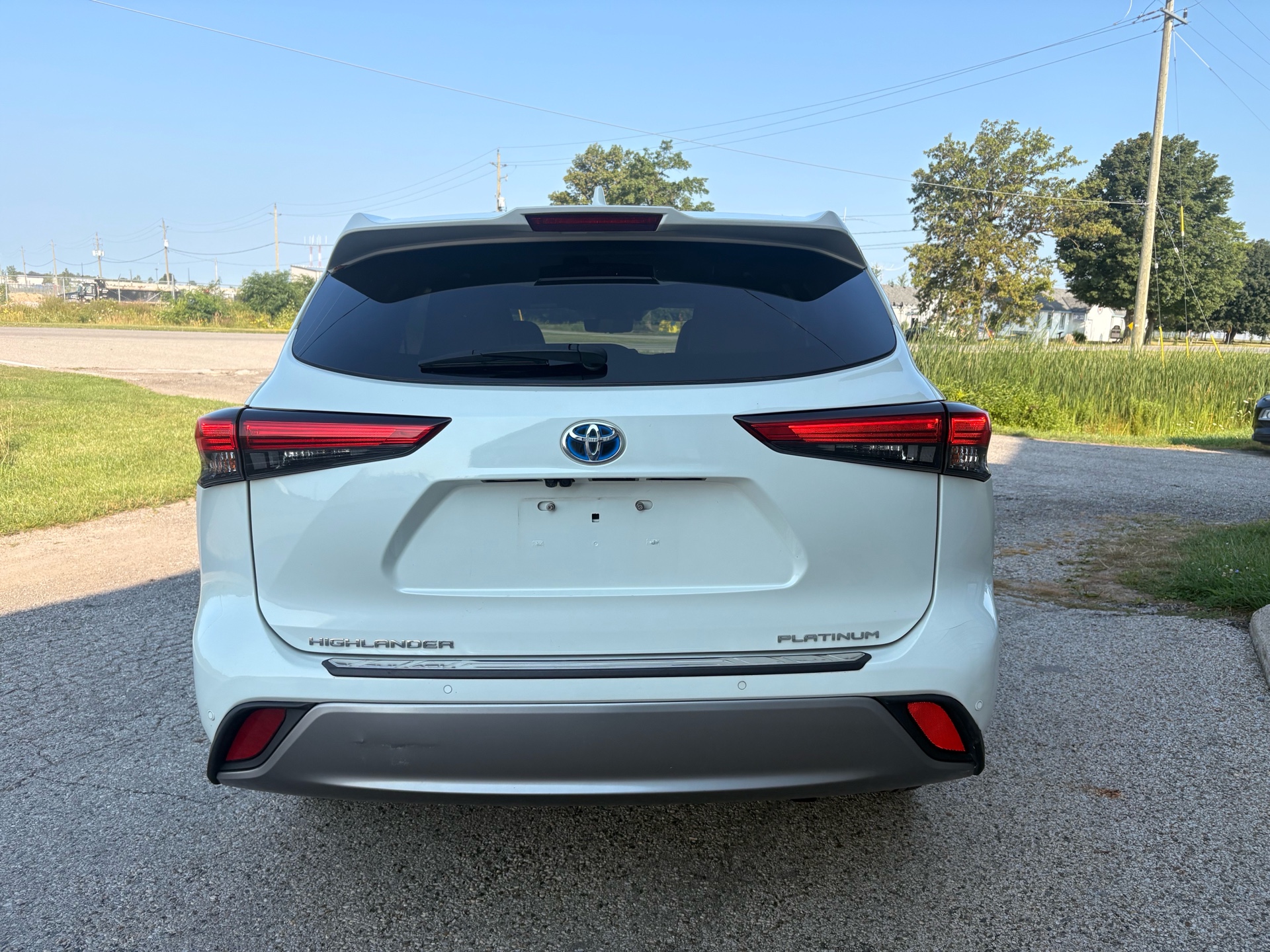 /skymotorscanada/2021-Toyota-Highlander-022928216506622023.jpg