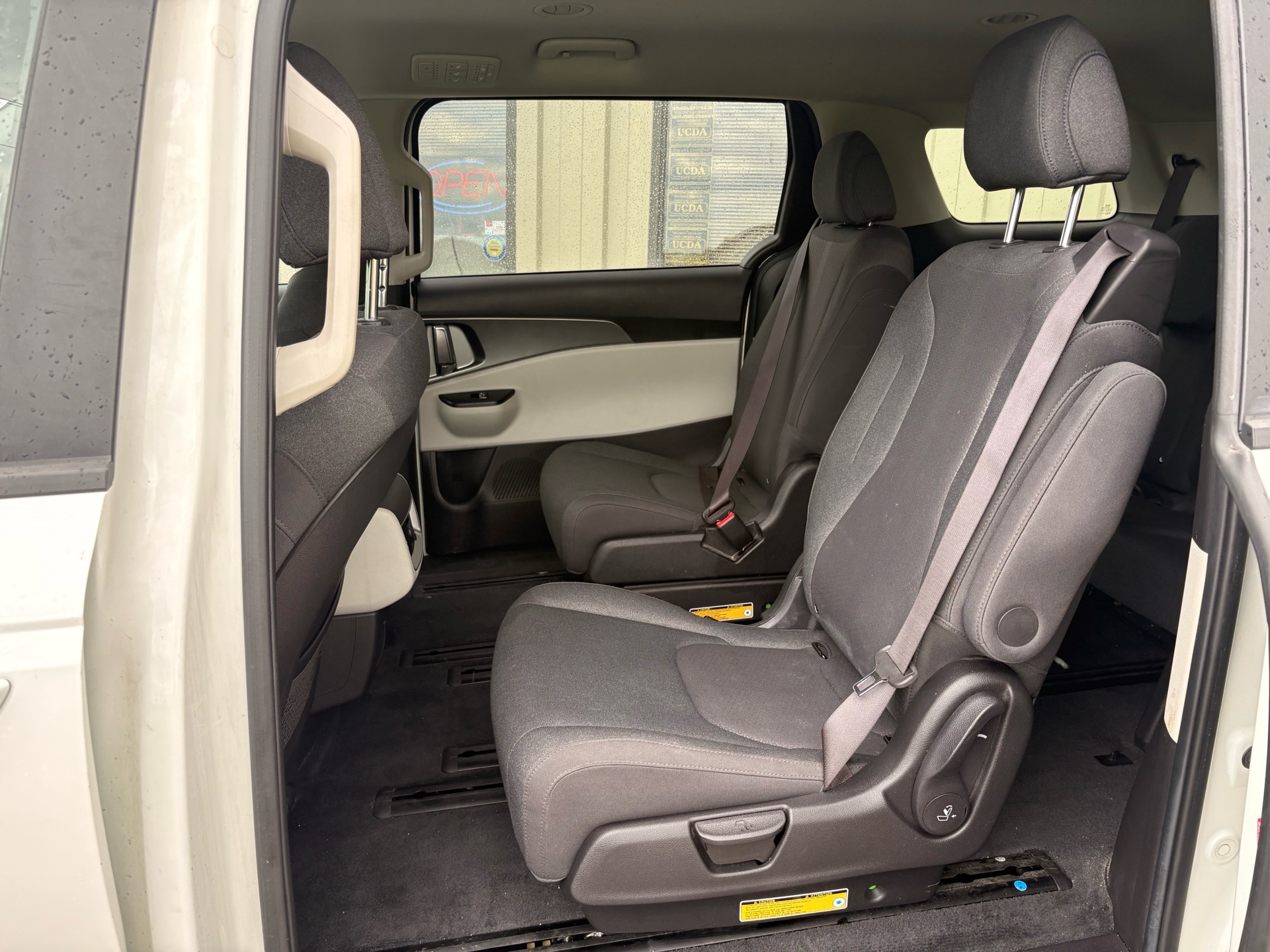 /skymotorscanada/2022-Kia-Carnival-48006989988049753.jpg