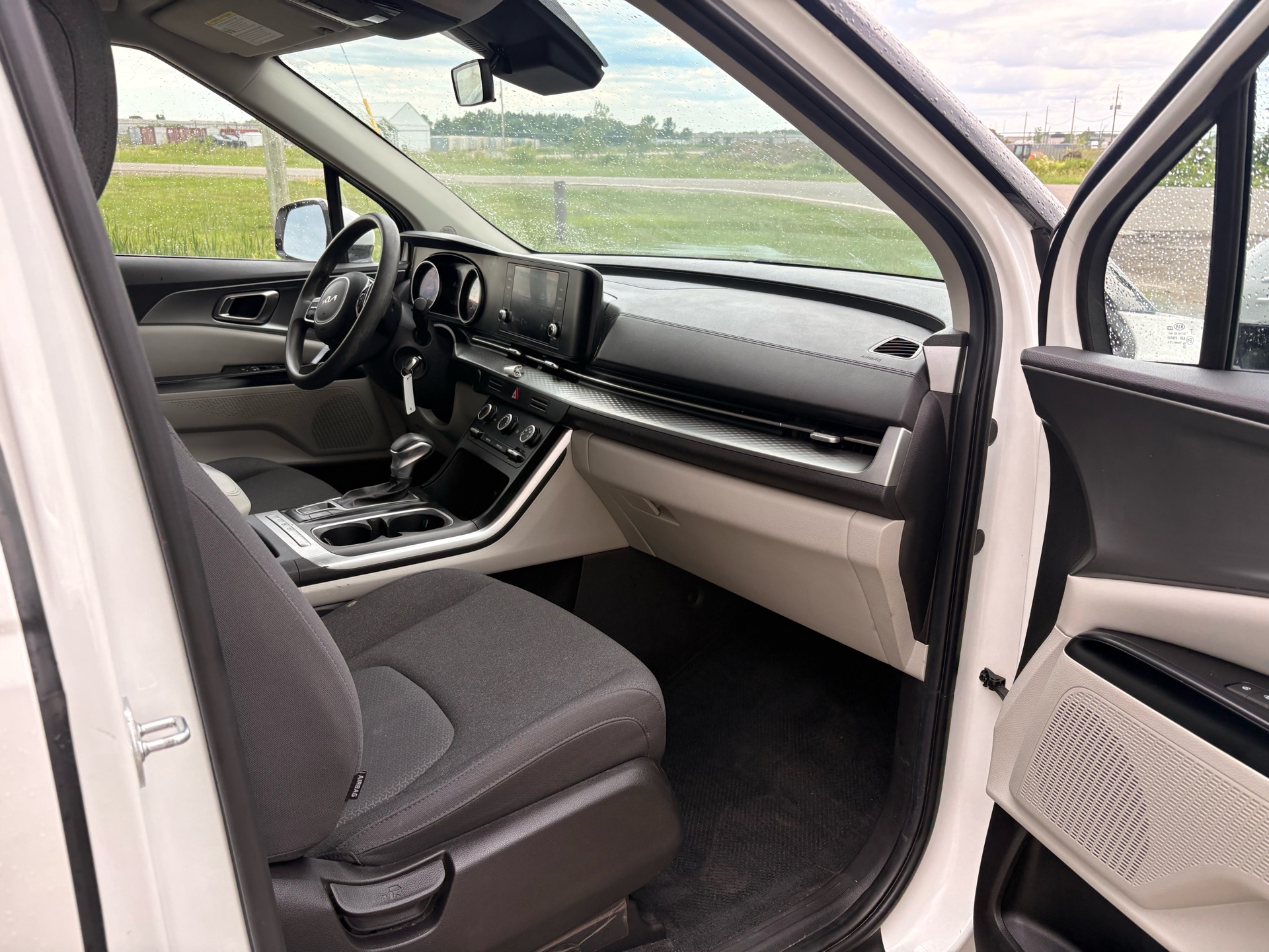 /skymotorscanada/2022-Kia-Carnival-6769655641374561.jpg