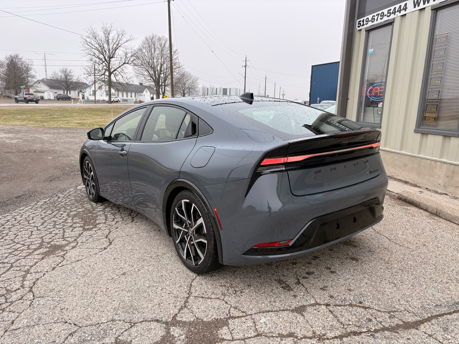 /skymotorscanada/2023-TOYOTA-PRIUSPRIME-45441049631147545.jpg