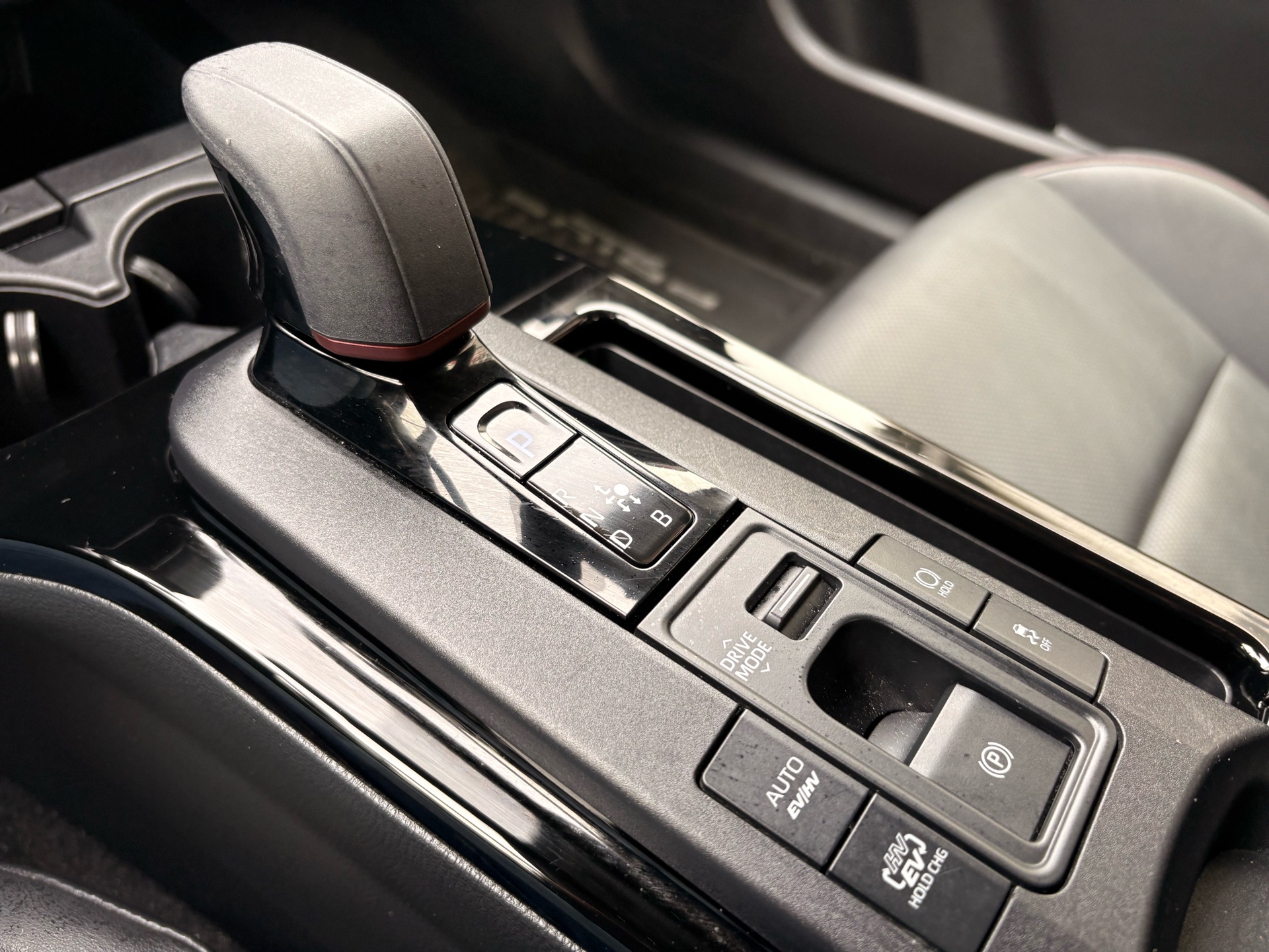 /skymotorscanada/2023-TOYOTA-PRIUSPRIME-6362991974349501.jpg