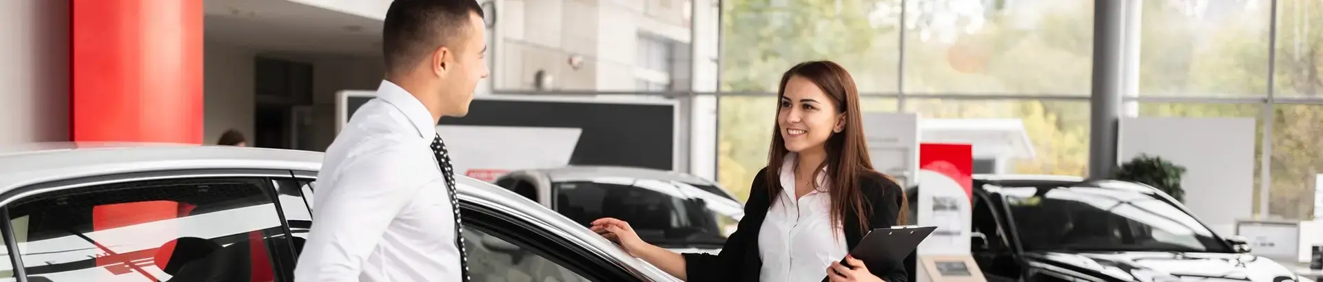 https://hillzcdn.ca/theautoking/8215130594289632-autoking-financingdepartment.webp