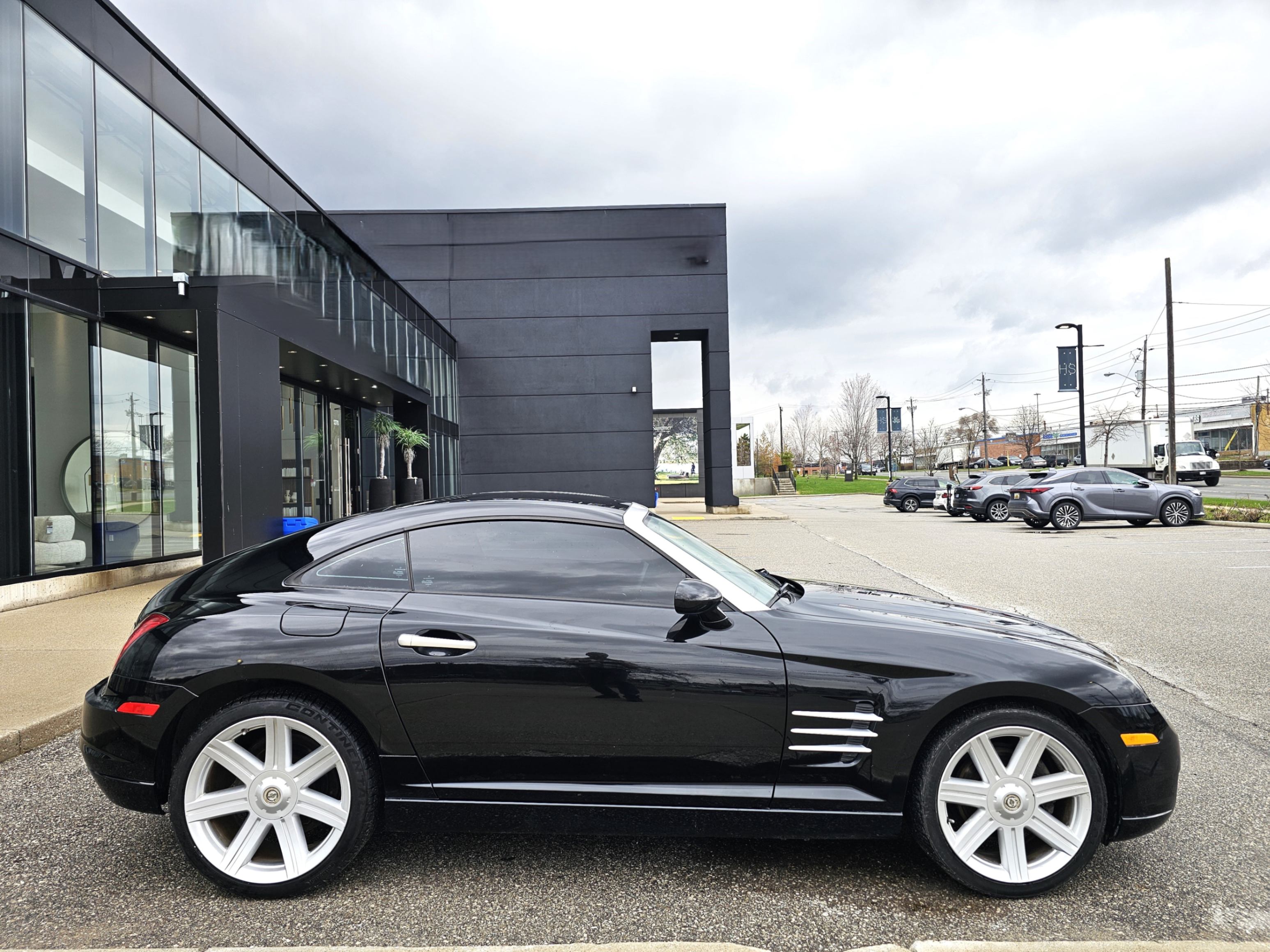 /todaysautosalesandservice/2004-Chrysler-Crossfire-1506744150417645.jpg