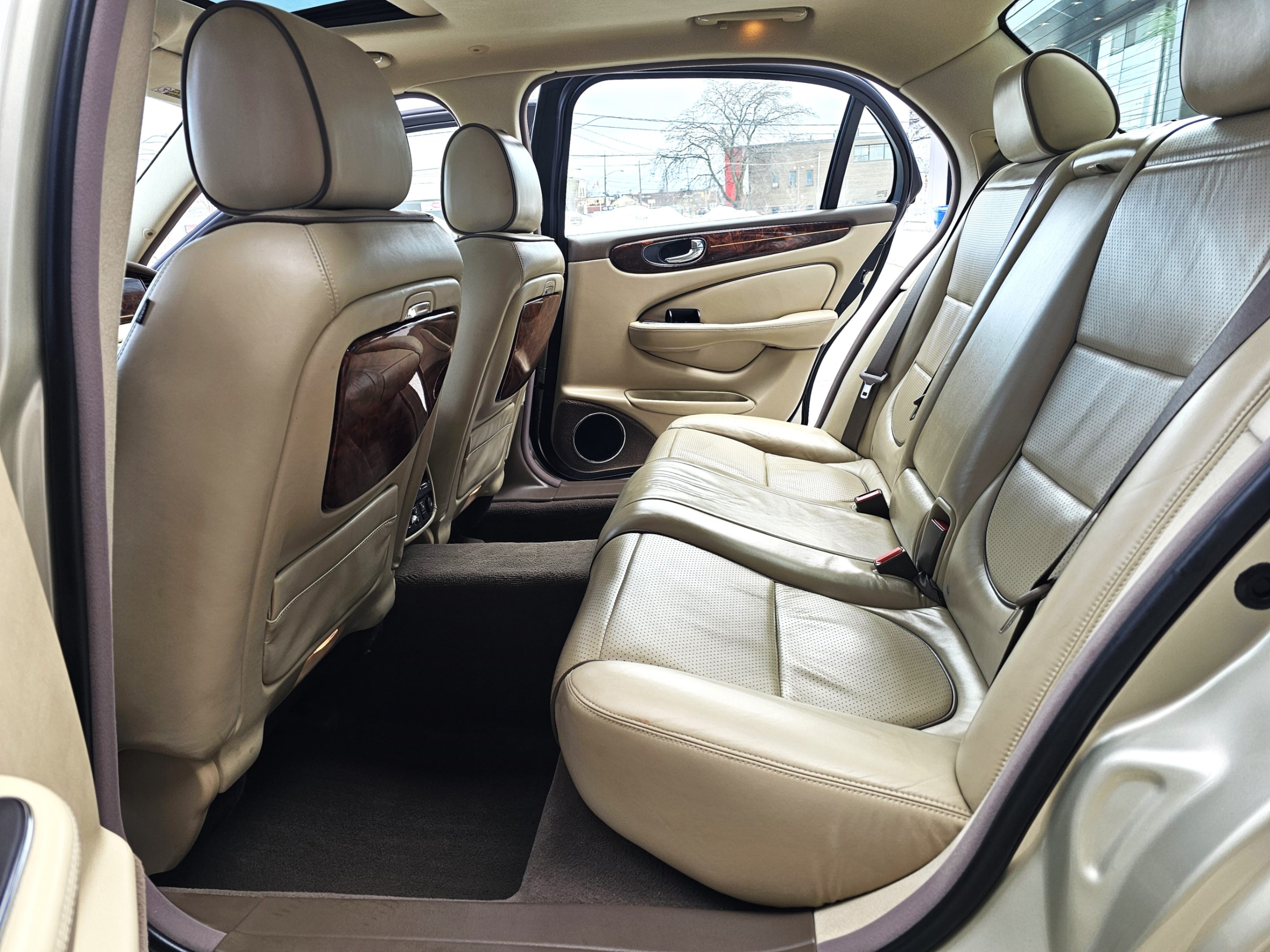 /todaysautosalesandservice/2008-Jaguar-XJSeries-45805704052054286.jpg