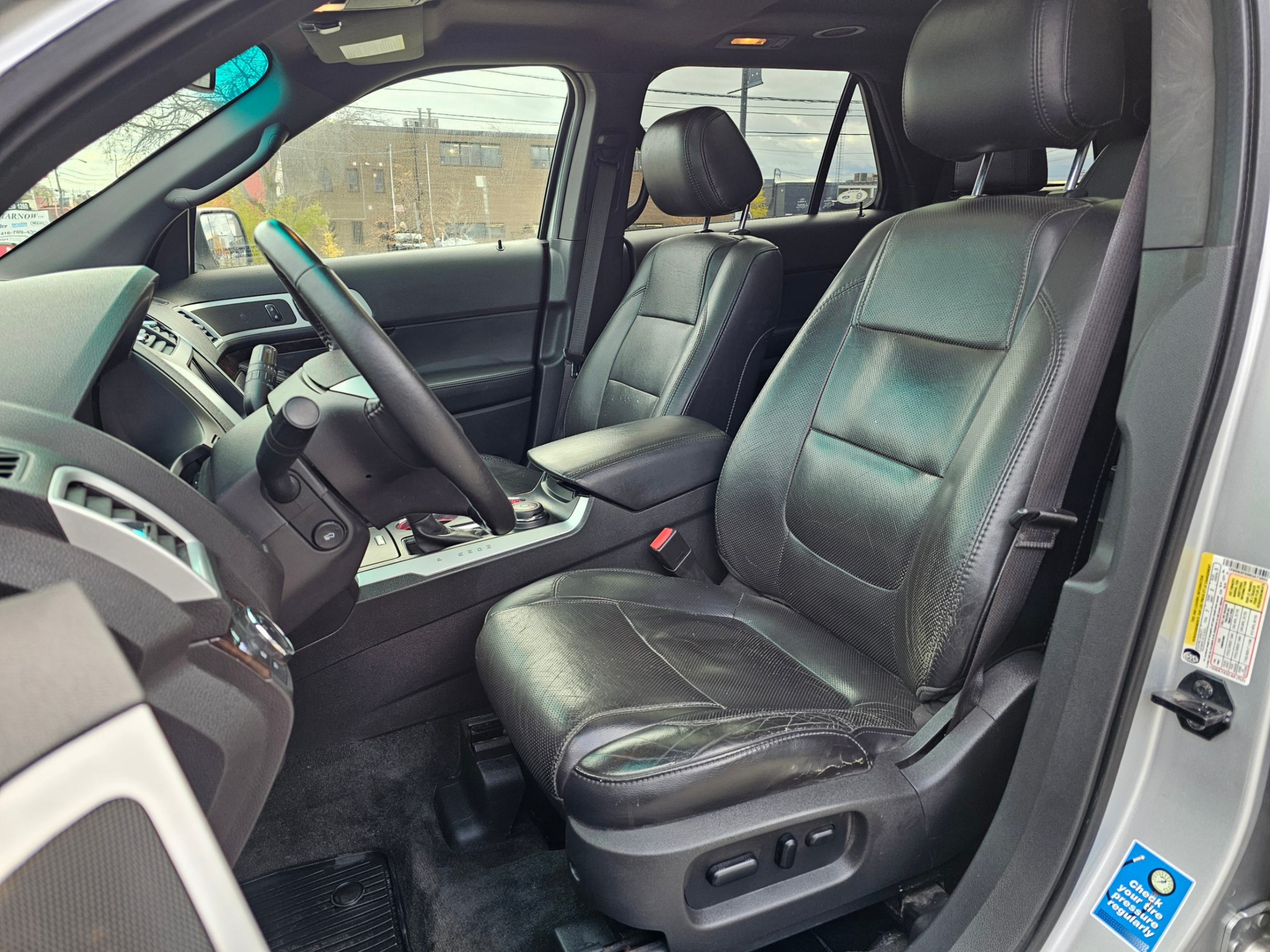 /todaysautosalesandservice/2011-Ford-Explorer-05134483145042967.jpg
