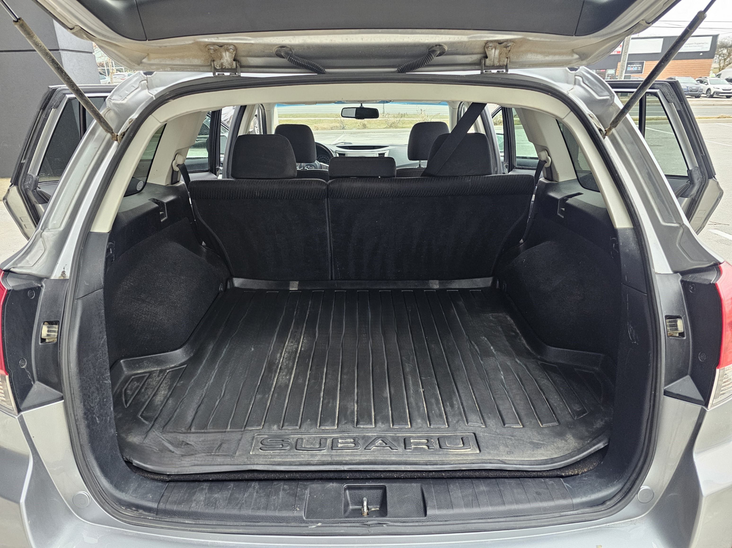 /todaysautosalesandservice/2011-Subaru-Outback-7857674164005597.jpg
