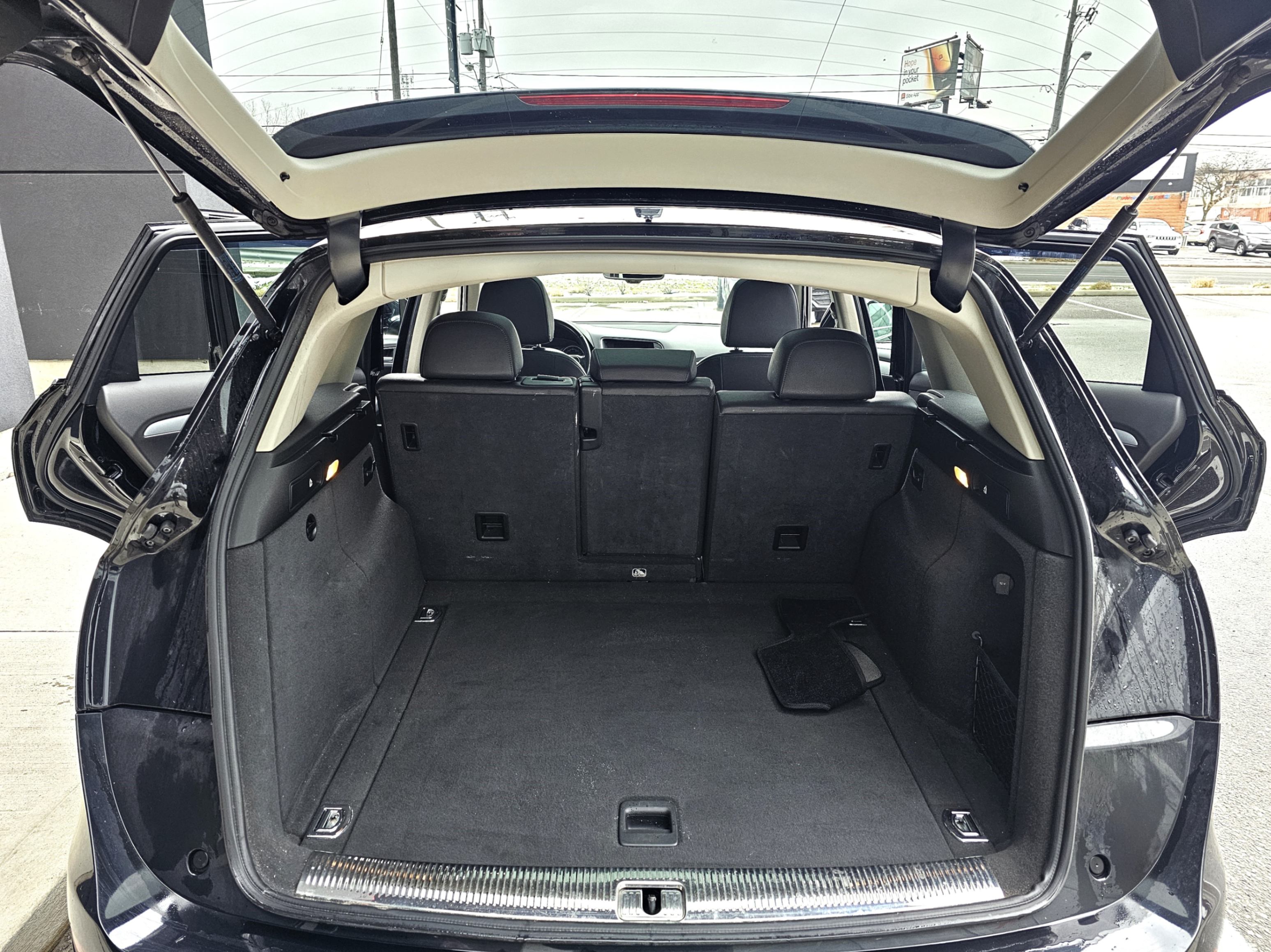 /todaysautosalesandservice/2012-Audi-Q5-7089907423540482.jpg