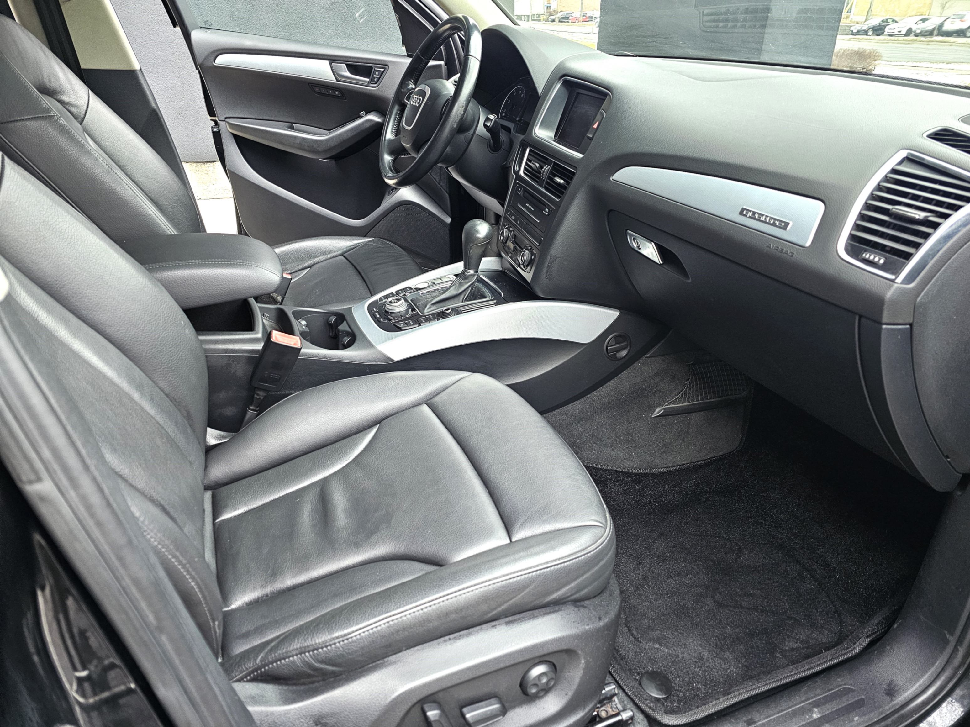 /todaysautosalesandservice/2012-Audi-Q5-8368320315180842.jpg