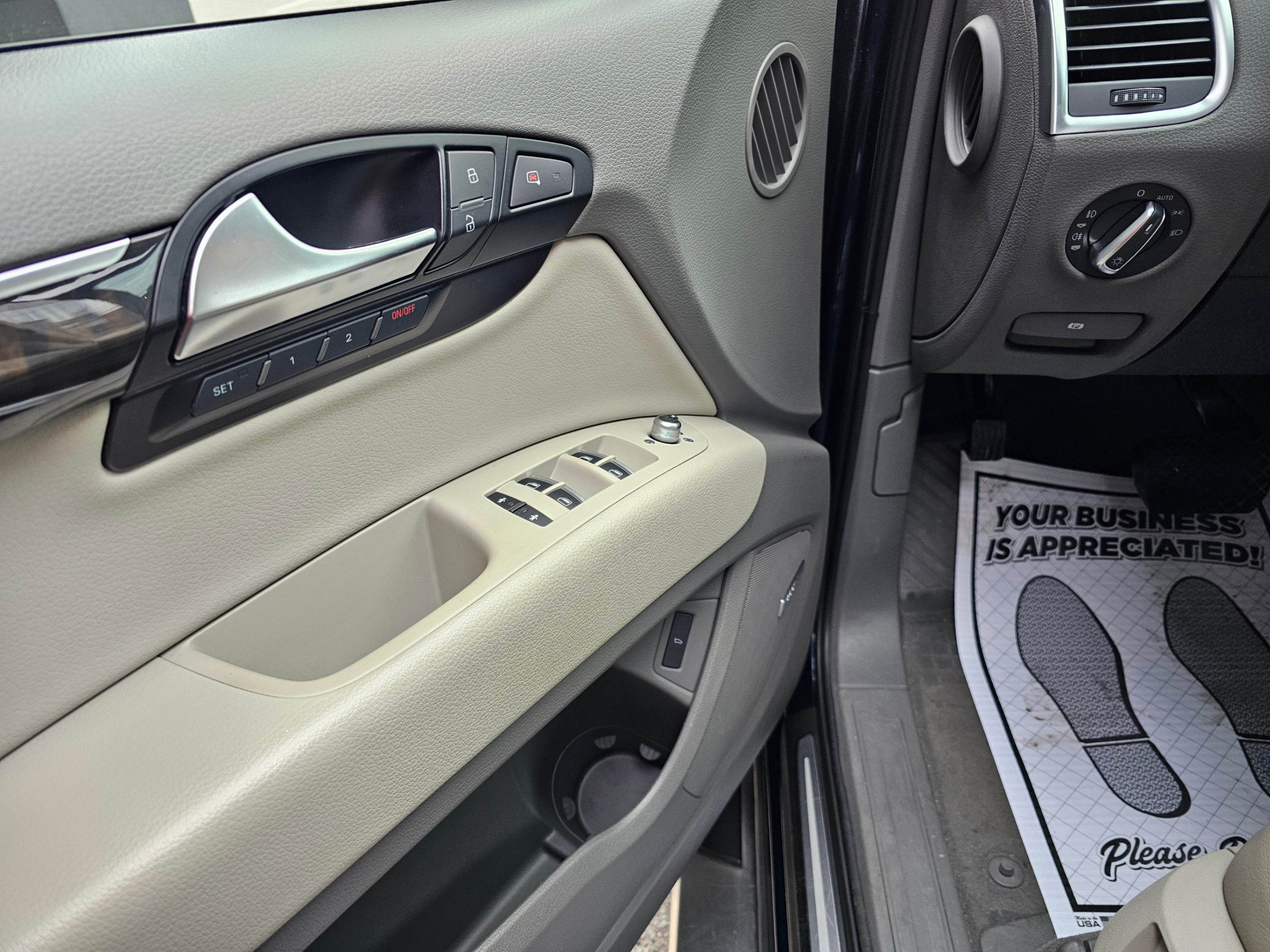 /todaysautosalesandservice/2013-Audi-Q7-06854577994209143.jpg