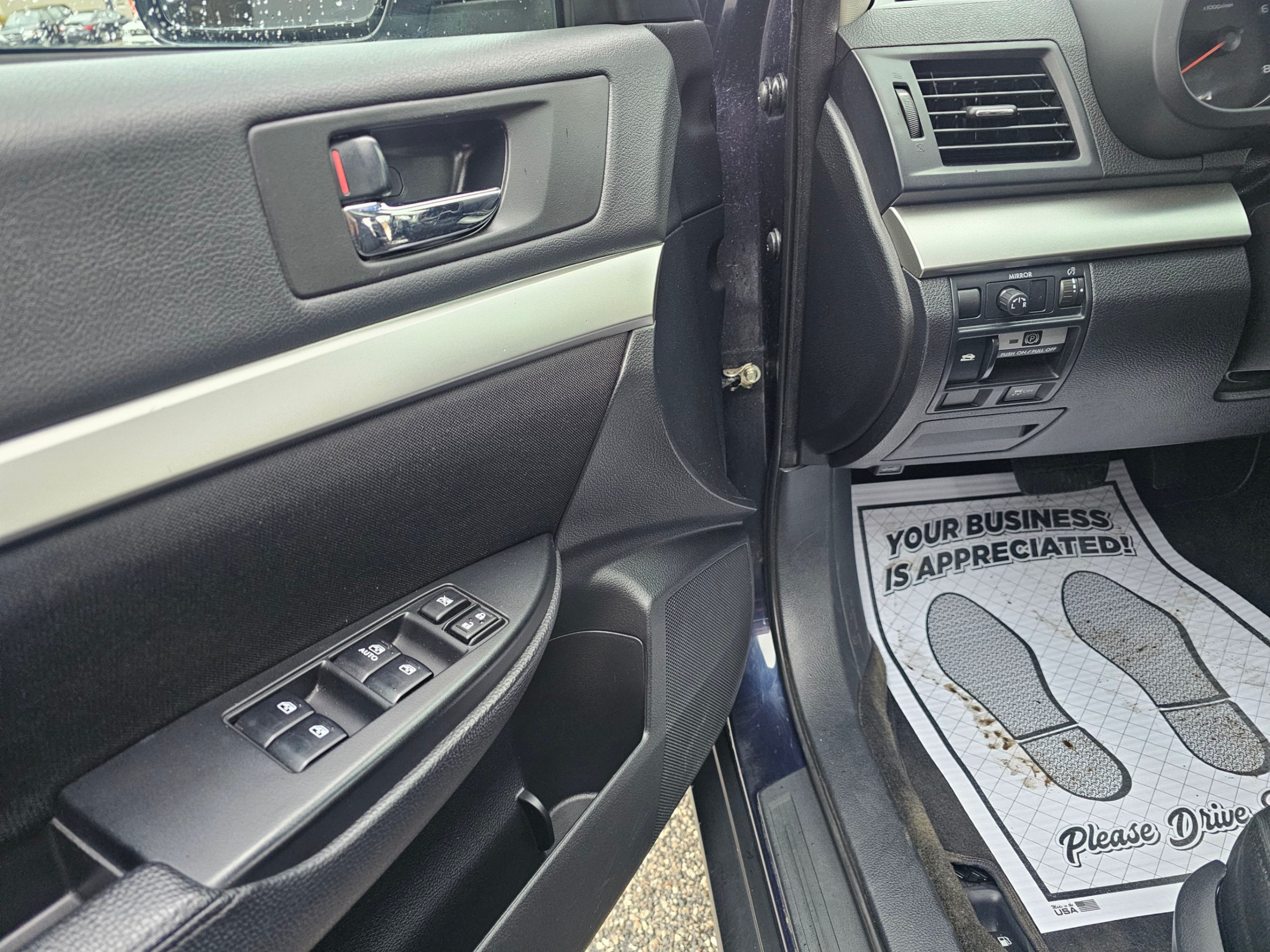 /todaysautosalesandservice/2013-Subaru-Outback-130408647582563.jpg
