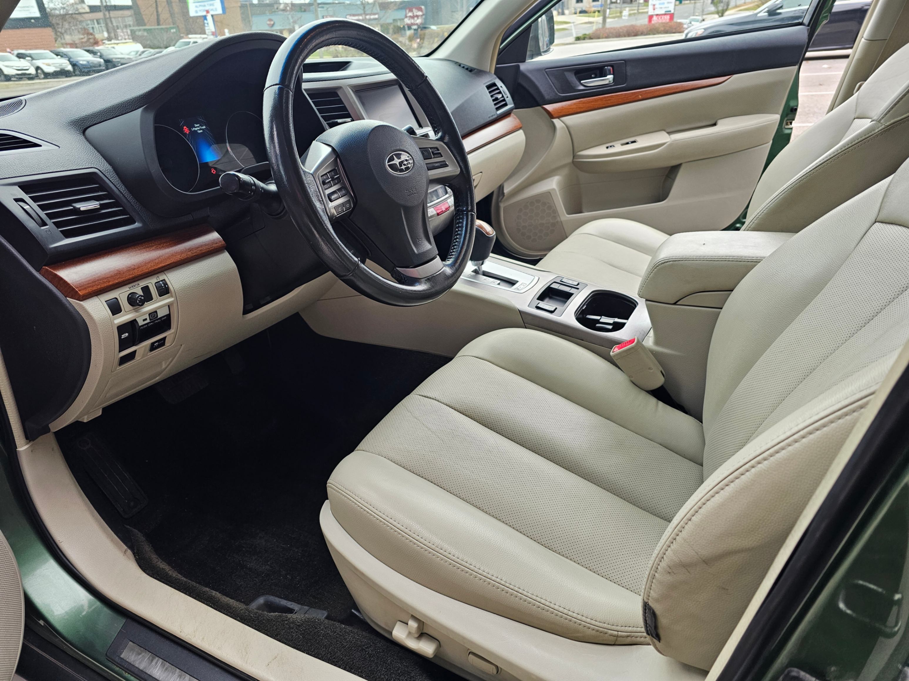 /todaysautosalesandservice/2013-Subaru-Outback-2499784591816827.jpg