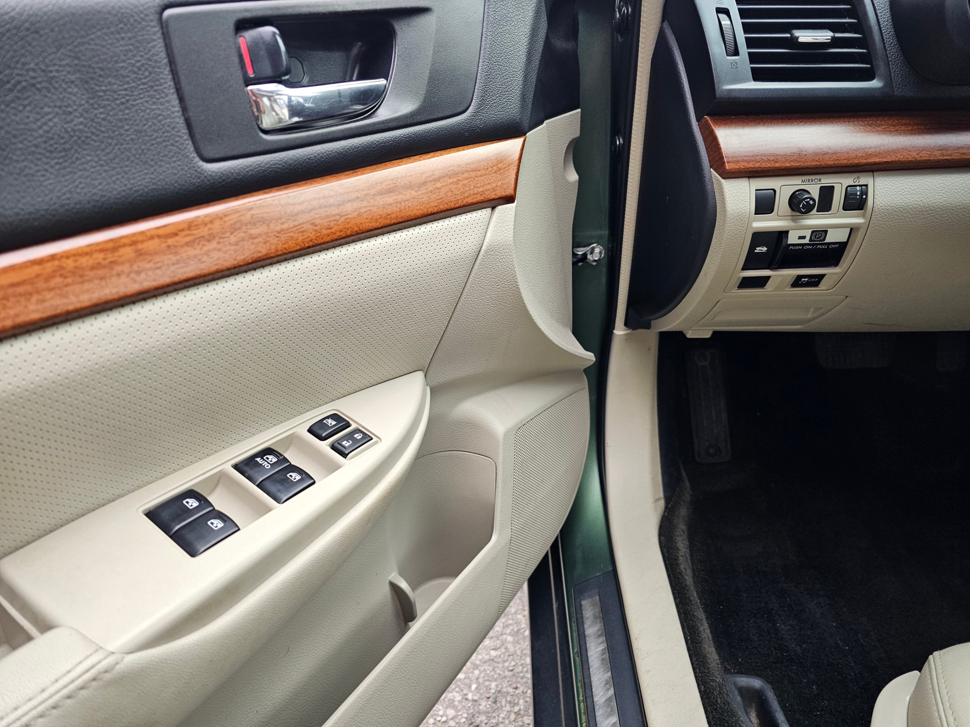 /todaysautosalesandservice/2013-Subaru-Outback-4875242258644963.jpg