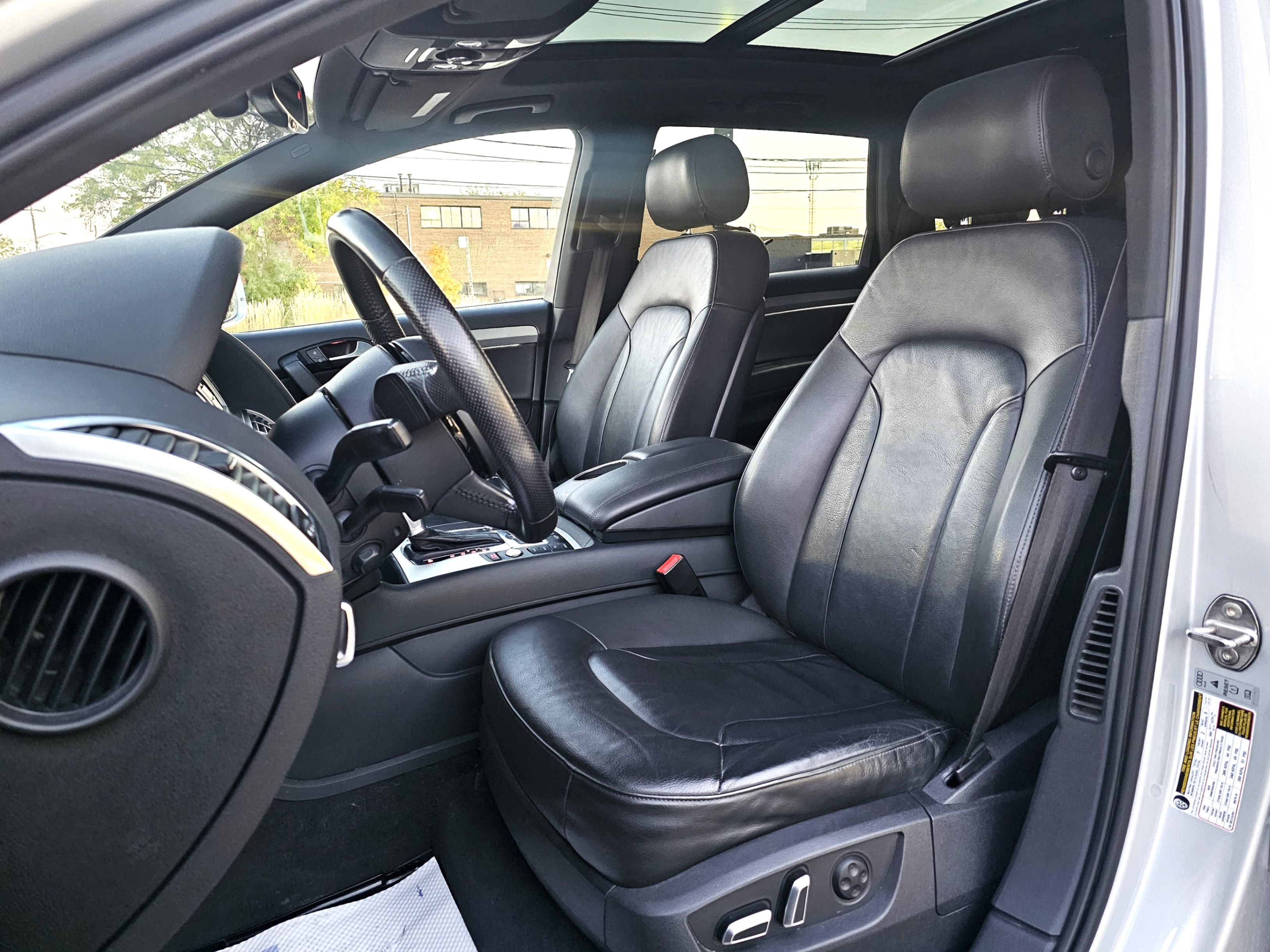 /todaysautosalesandservice/2014-Audi-Q7-2861061356100296.jpg