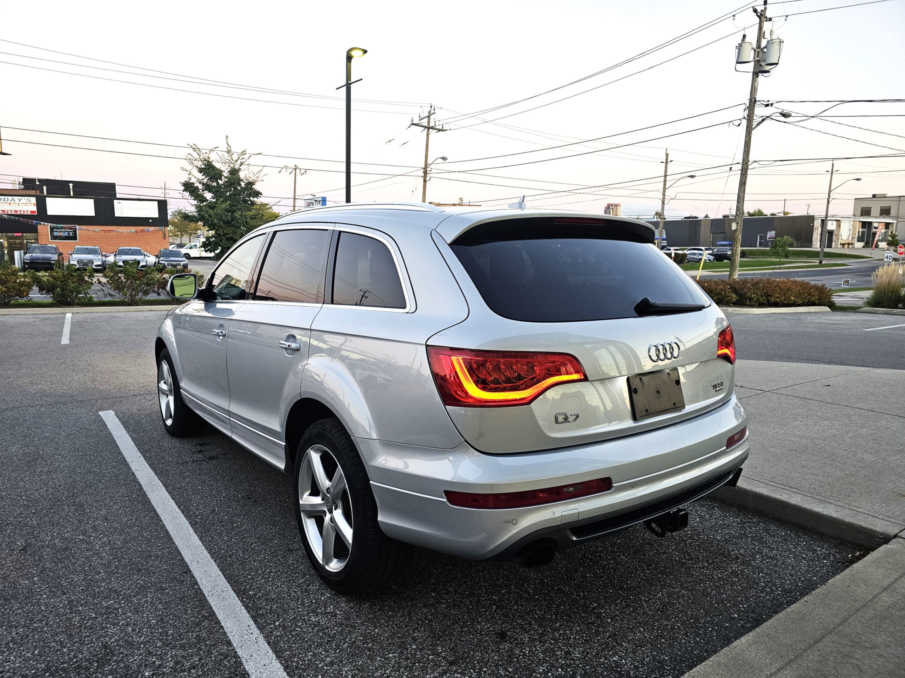 /todaysautosalesandservice/2014-Audi-Q7-287598218188883.jpg