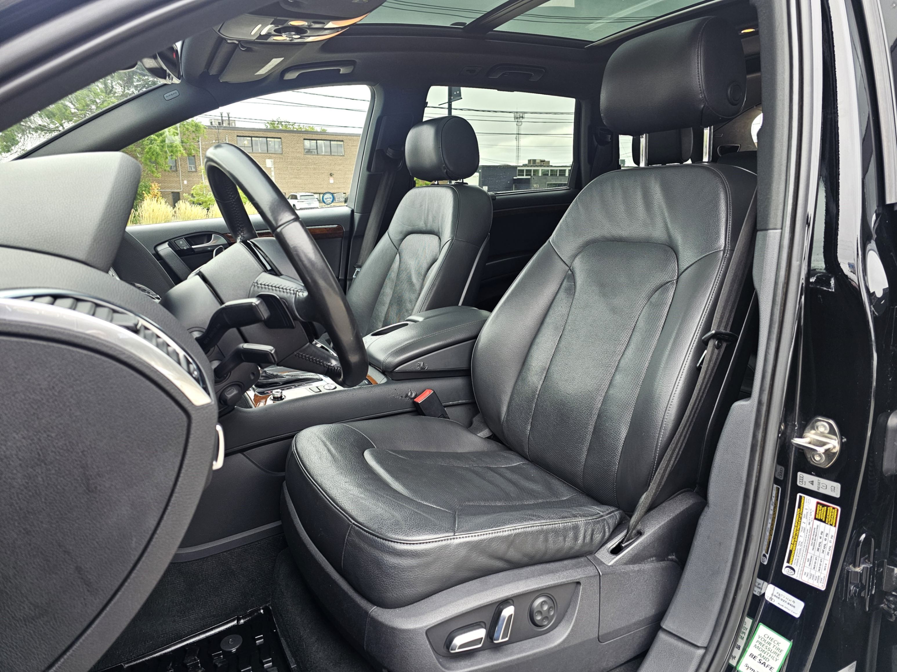 /todaysautosalesandservice/2014-Audi-Q7-29976437731909567.jpg