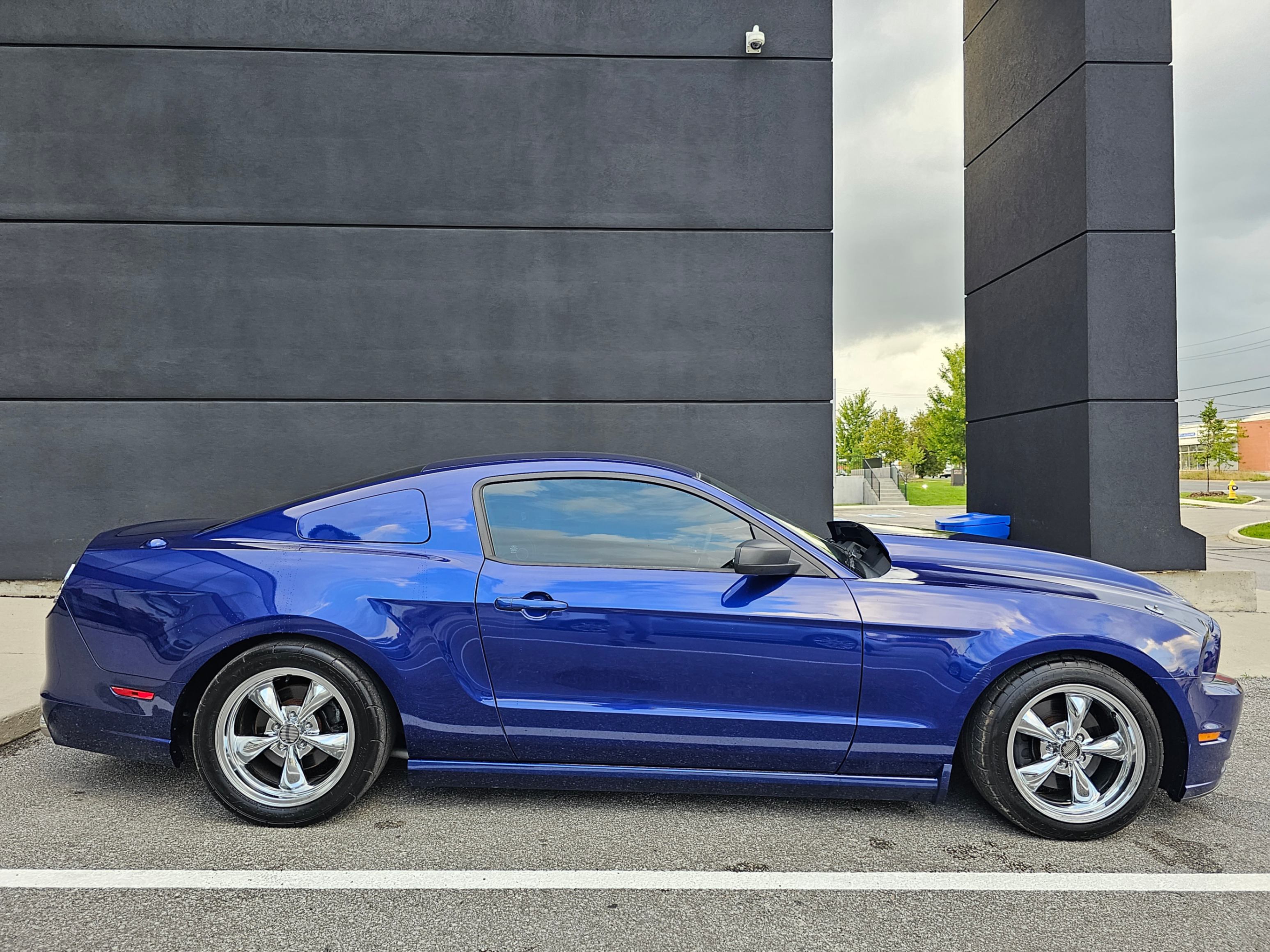 /todaysautosalesandservice/2014-Ford-Mustang-5759065512284816.jpg