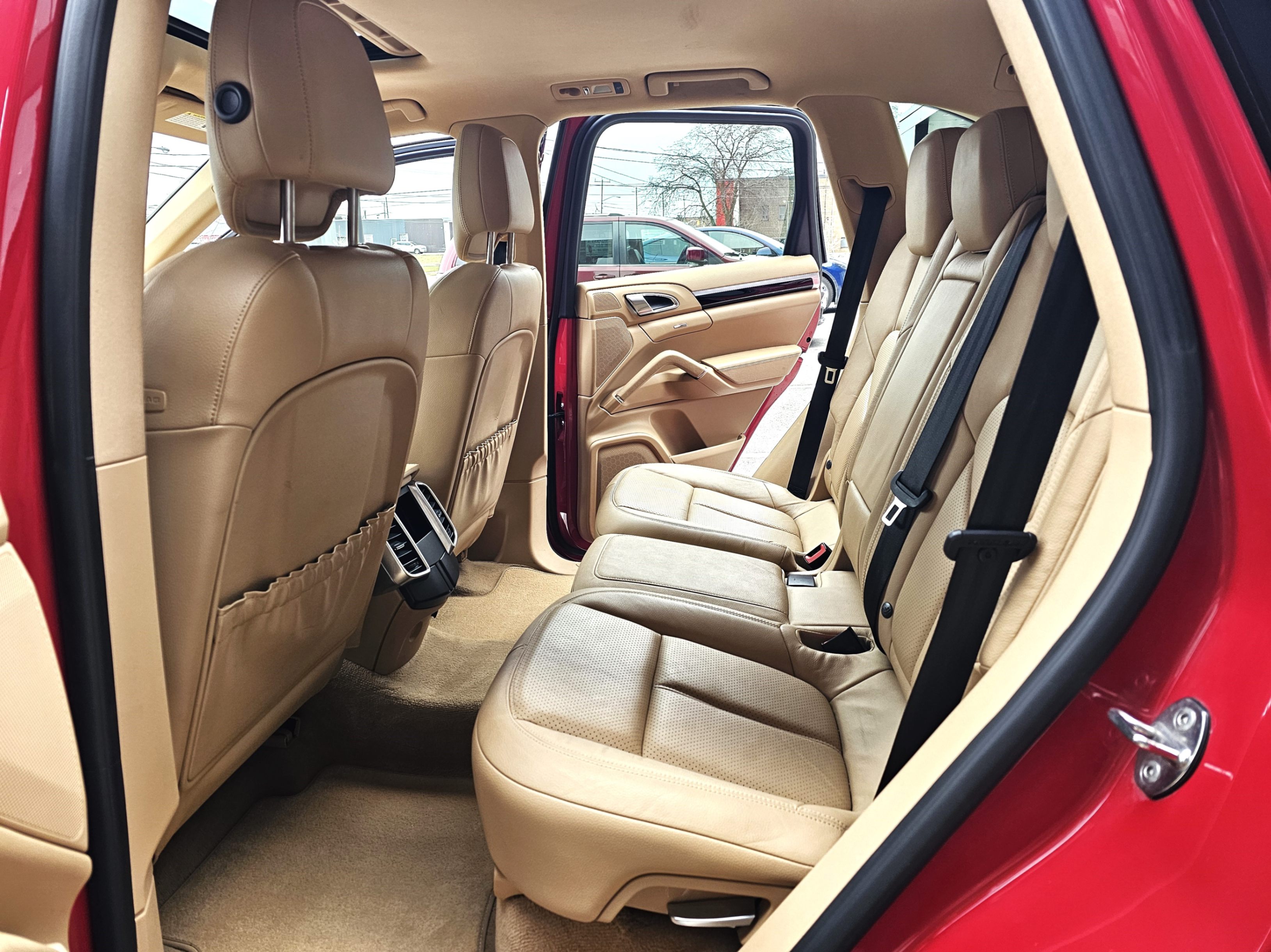 /todaysautosalesandservice/2014-Porsche-Cayenne-26584284750667697.jpg