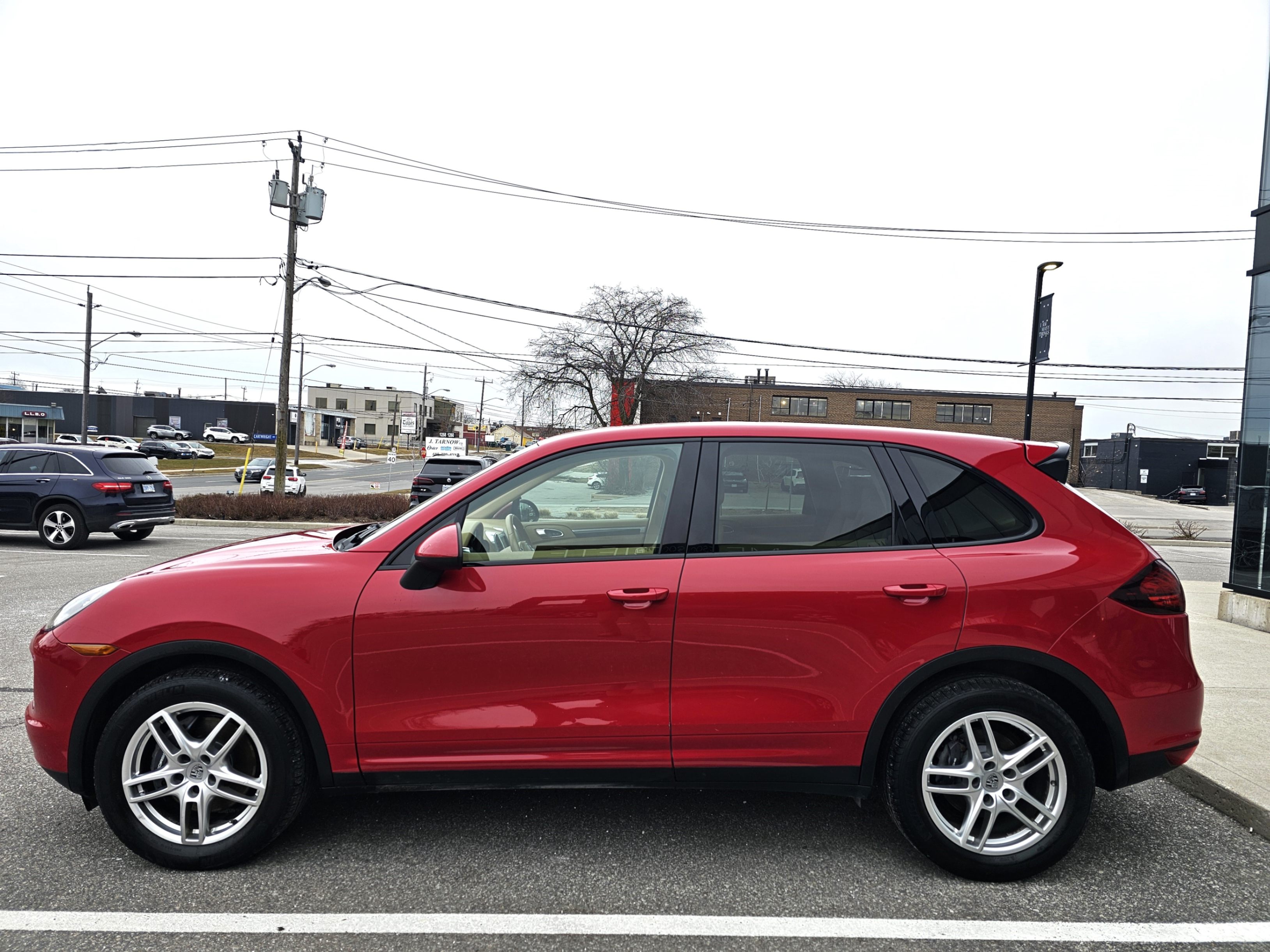 /todaysautosalesandservice/2014-Porsche-Cayenne-7382807770971609.jpg
