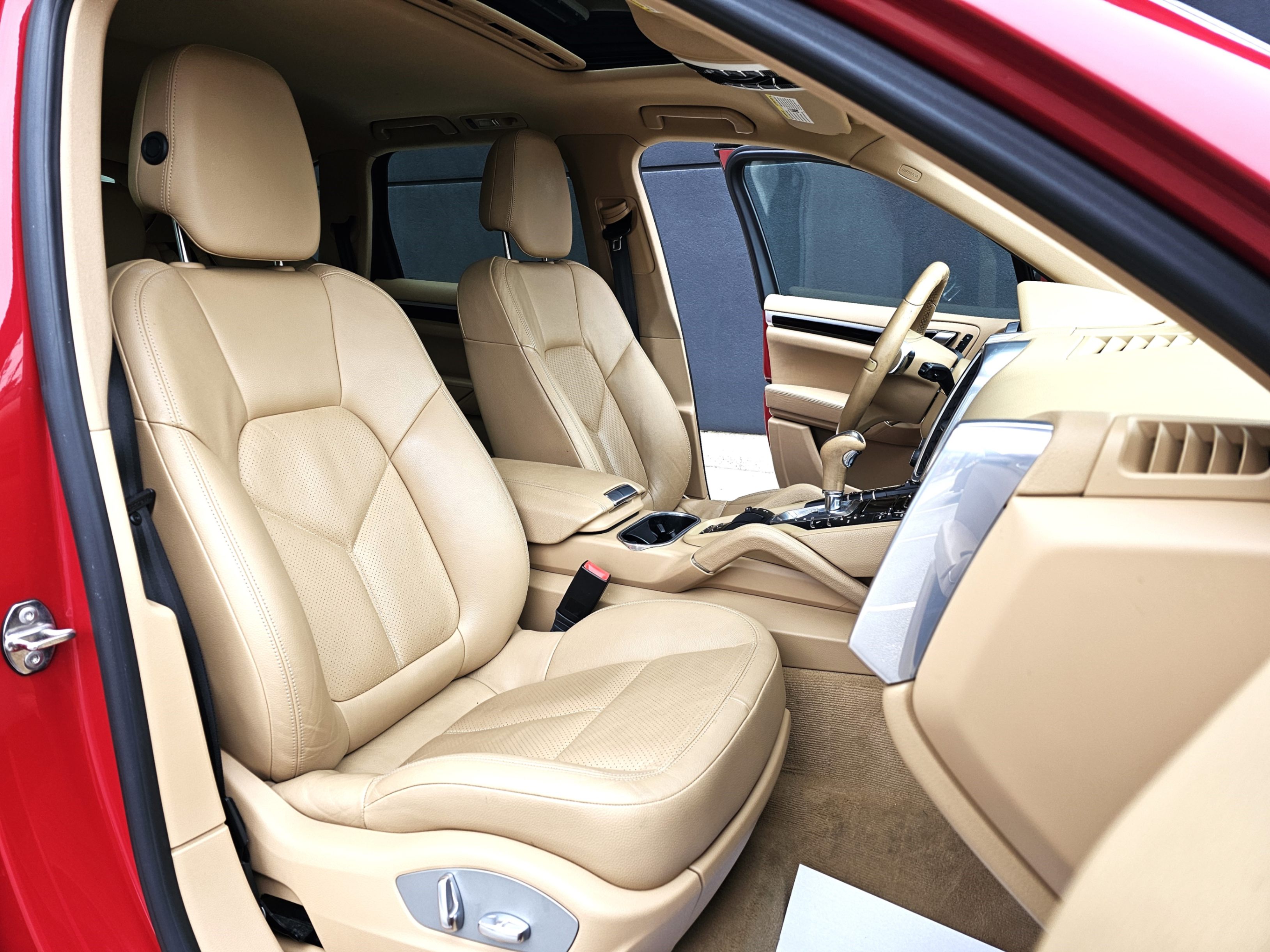 /todaysautosalesandservice/2014-Porsche-Cayenne-7823501332590825.jpg