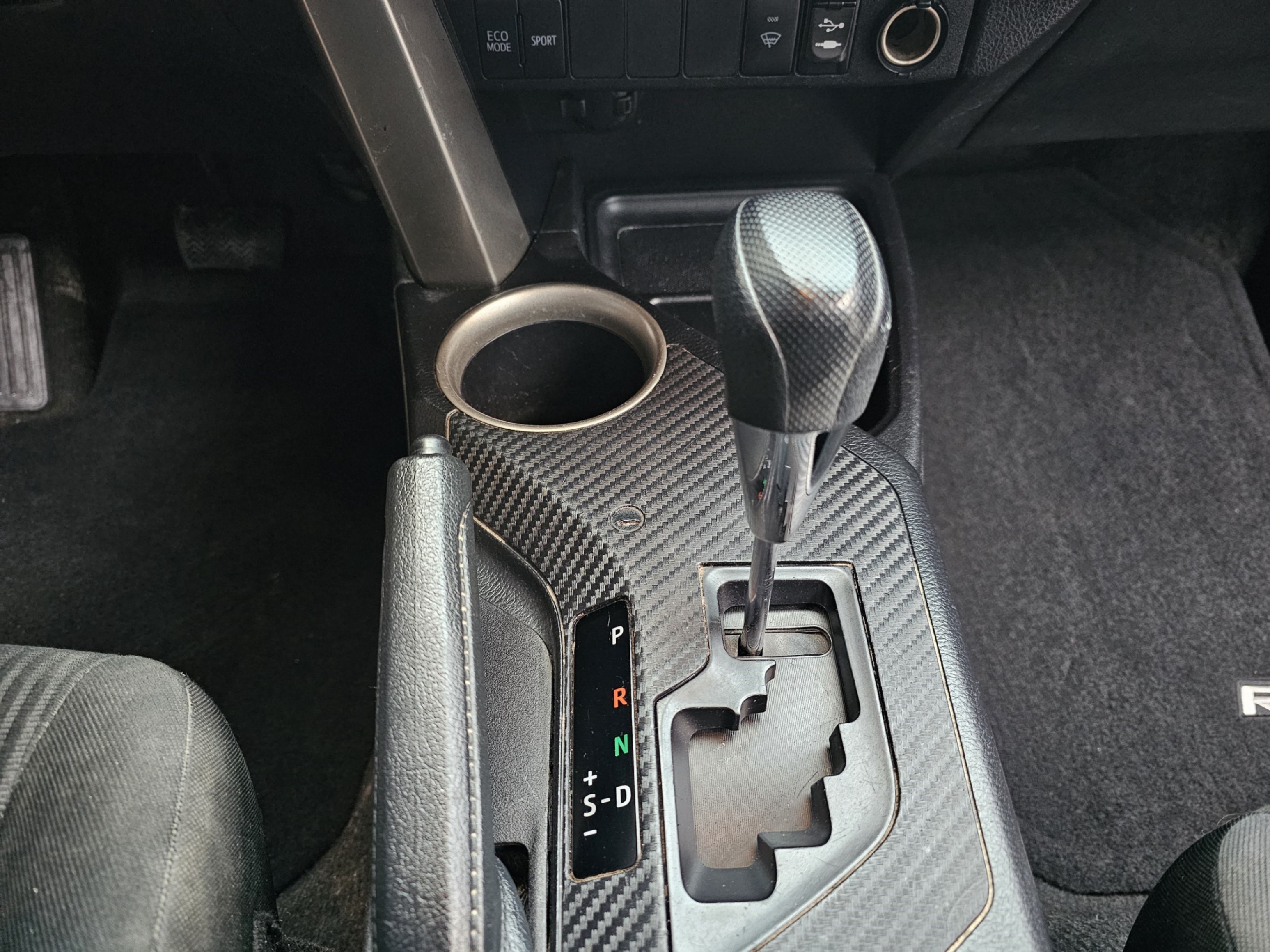 /todaysautosalesandservice/2014-Toyota-RAV4-0532678725984963.jpg