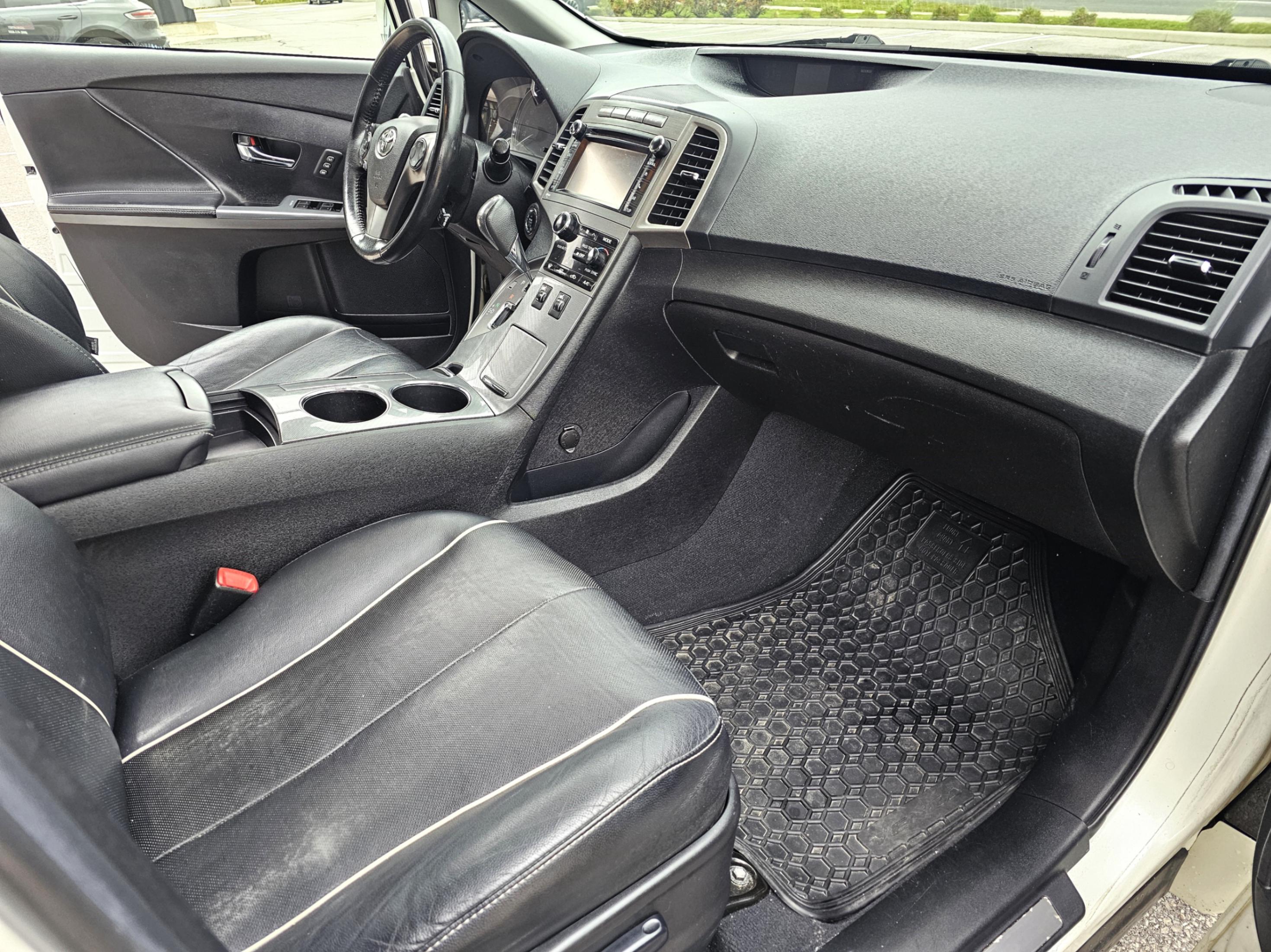 /todaysautosalesandservice/2014-Toyota-Venza-21889983727236517.jpg