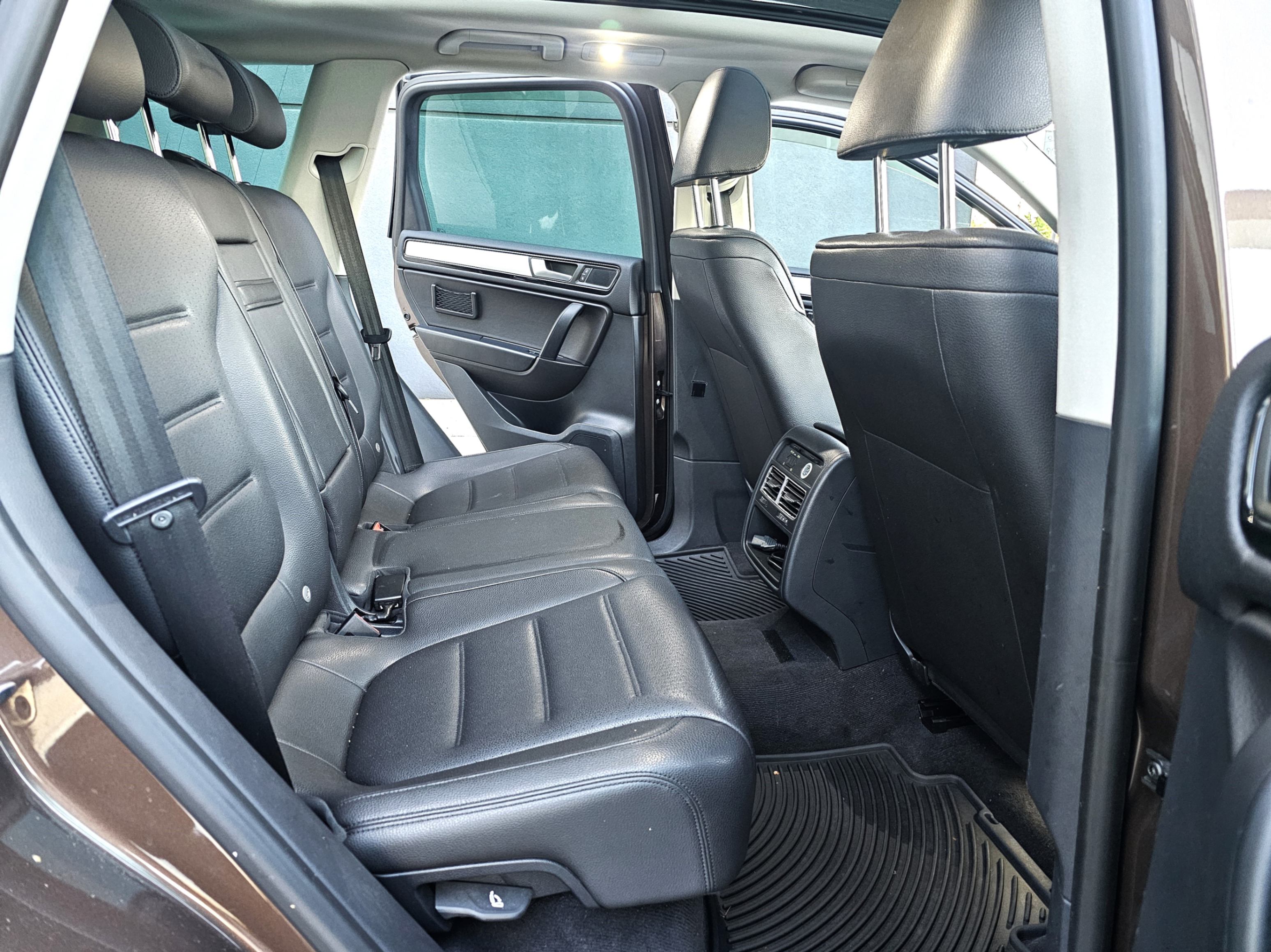 /todaysautosalesandservice/2014-Volkswagen-Touareg-27729992100922174.jpg