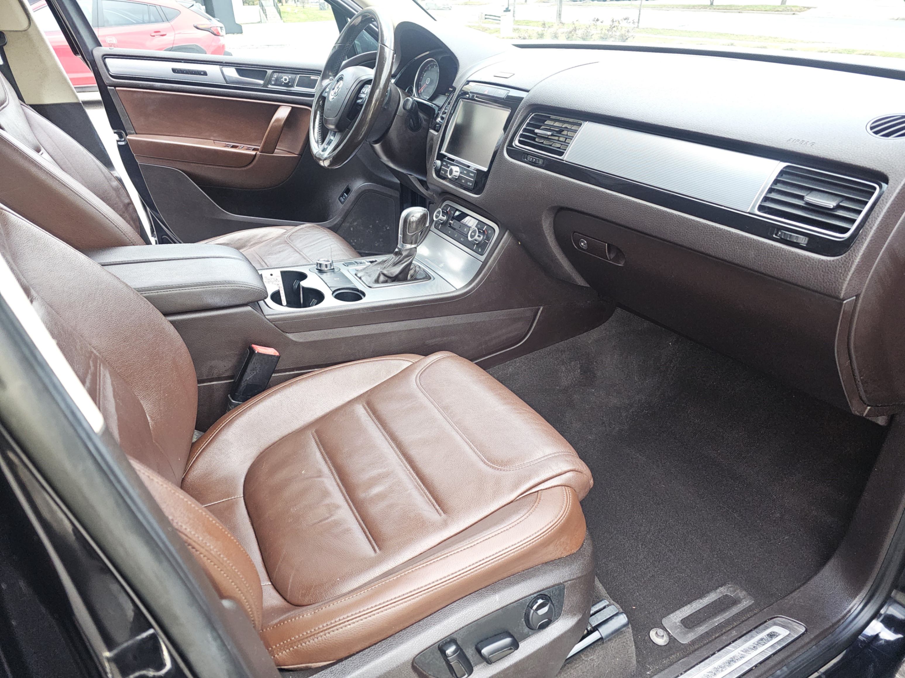 /todaysautosalesandservice/2014-Volkswagen-Touareg-584138499383968.jpg