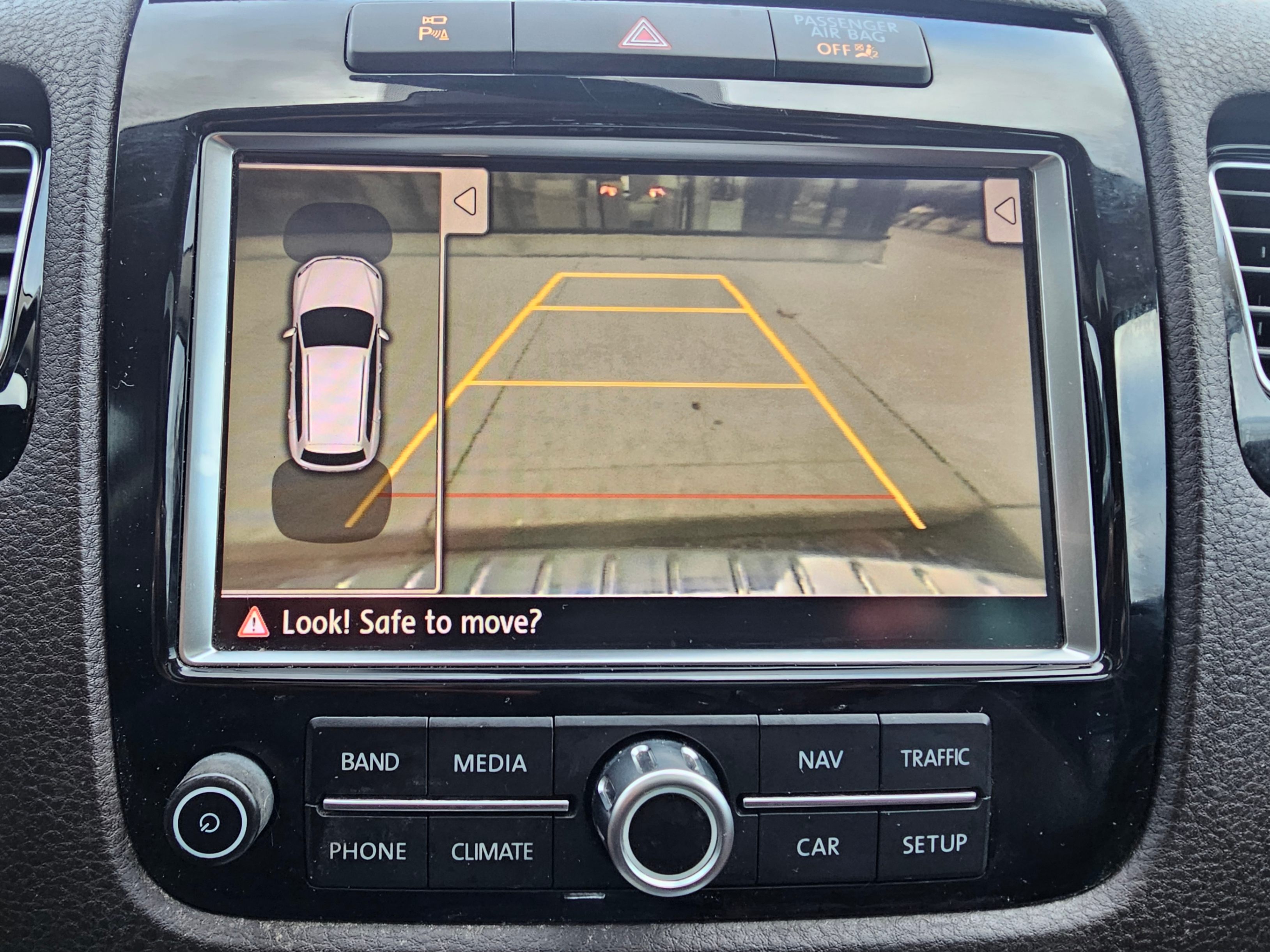 /todaysautosalesandservice/2014-Volkswagen-Touareg-7357958479857218.jpg