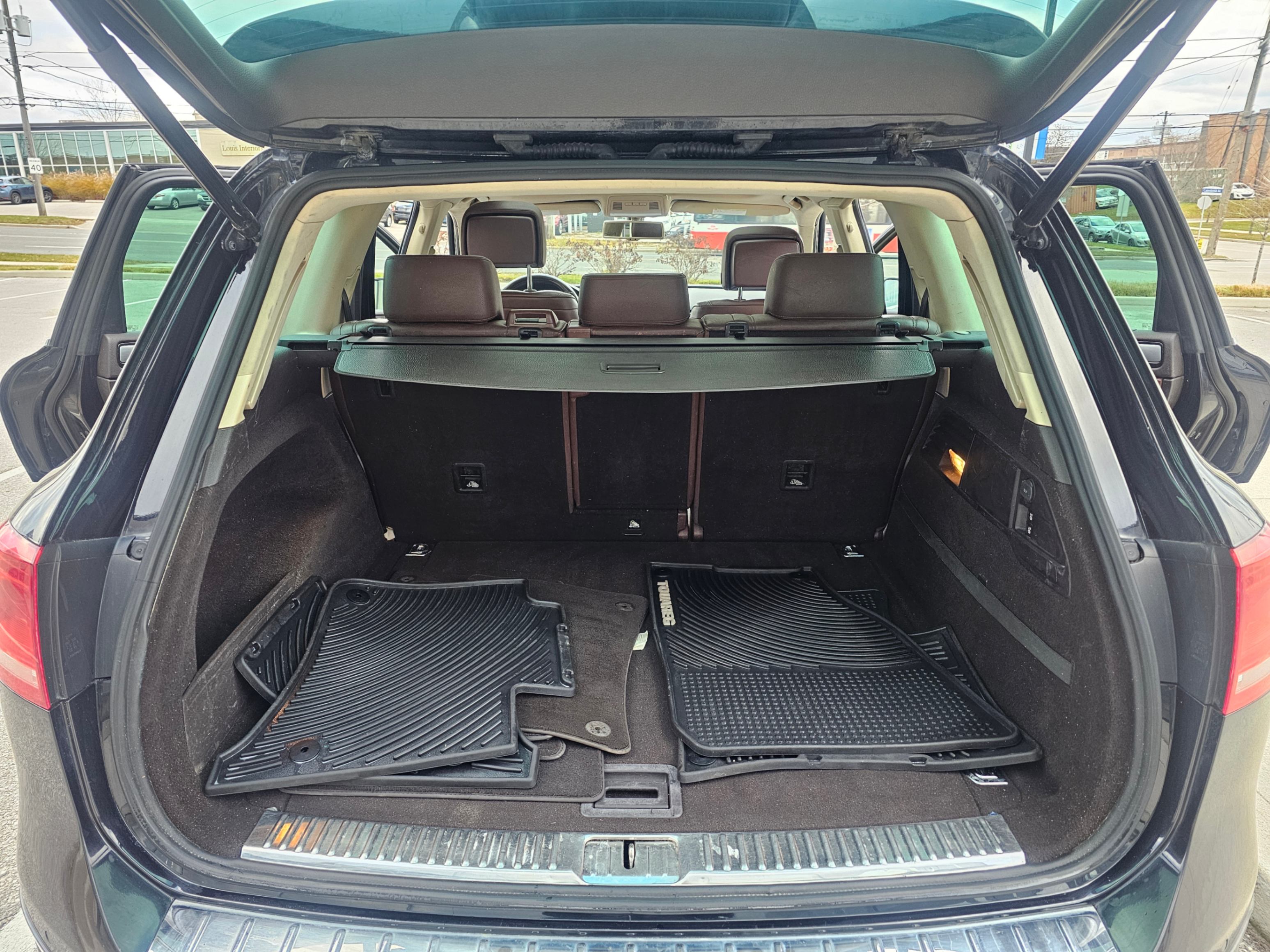 /todaysautosalesandservice/2014-Volkswagen-Touareg-9621732337740232.jpg