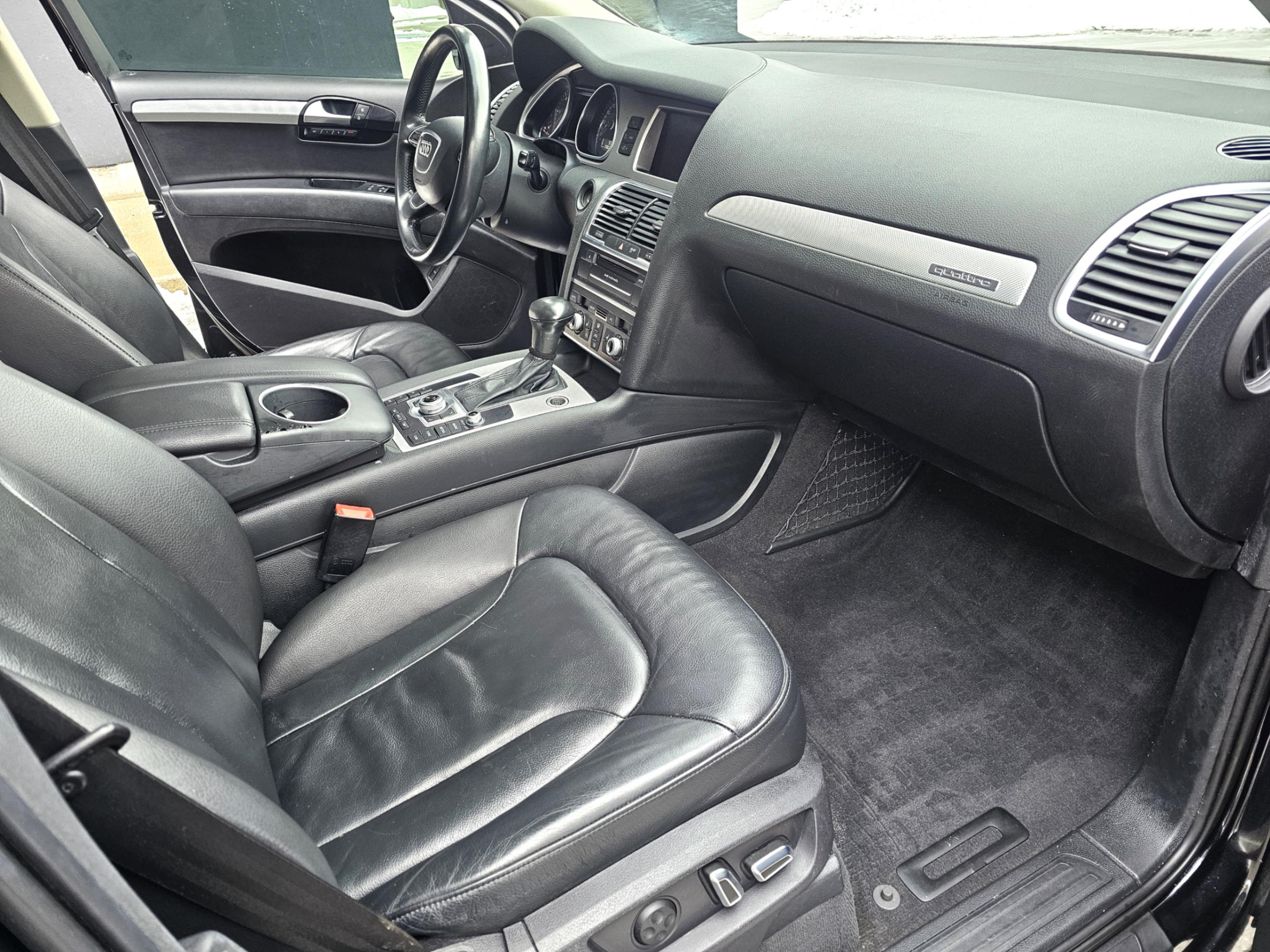 /todaysautosalesandservice/2015-Audi-Q7-15805387476969623.jpg