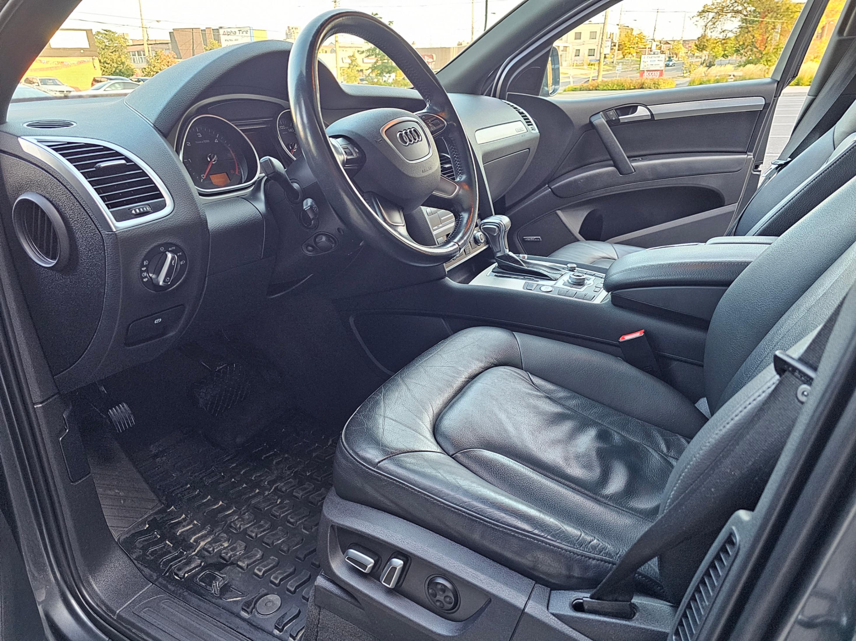 /todaysautosalesandservice/2015-Audi-Q7-47649352682177537.jpg