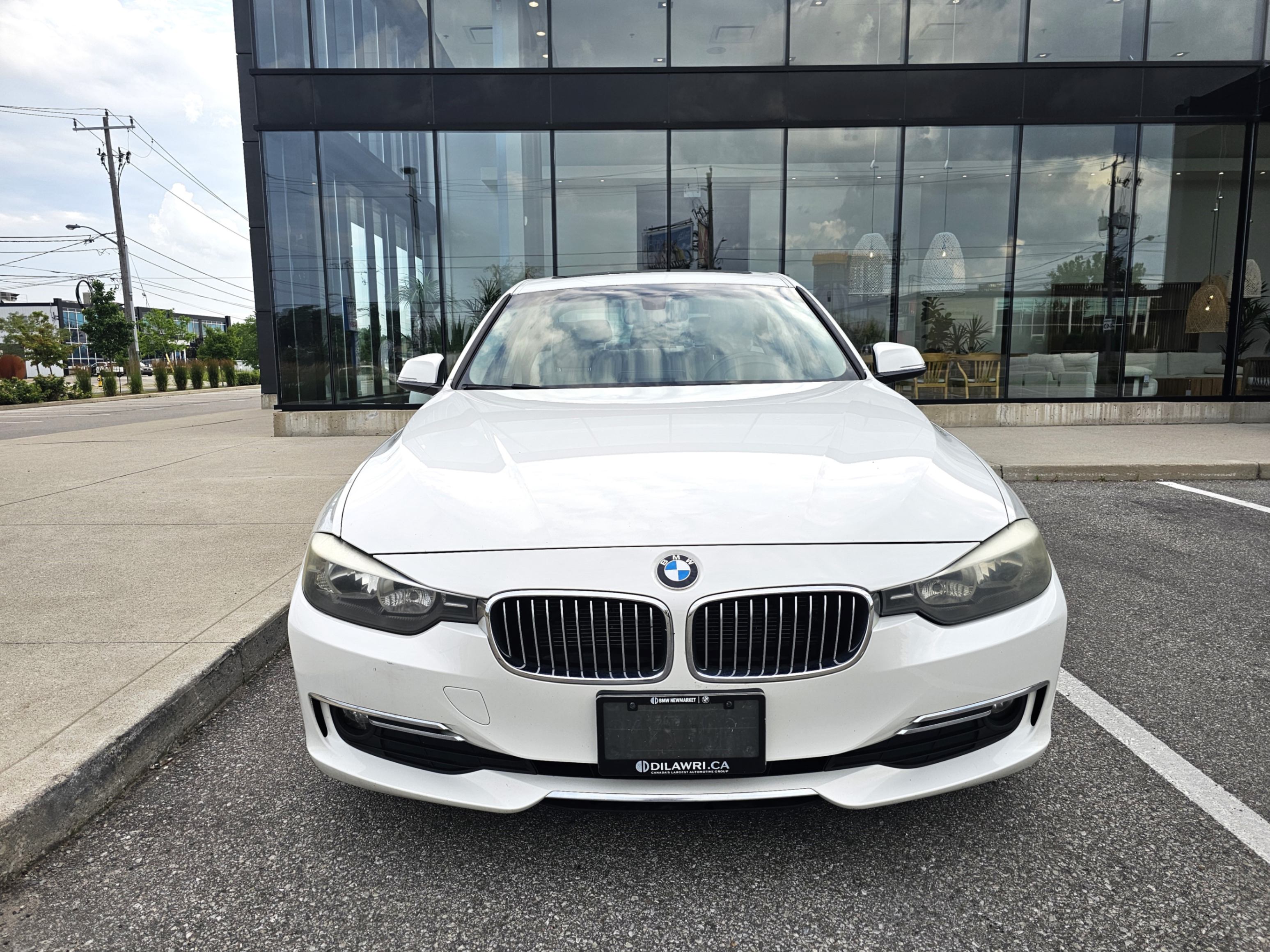 /todaysautosalesandservice/2015-BMW-3Series-5471220053616321.jpg