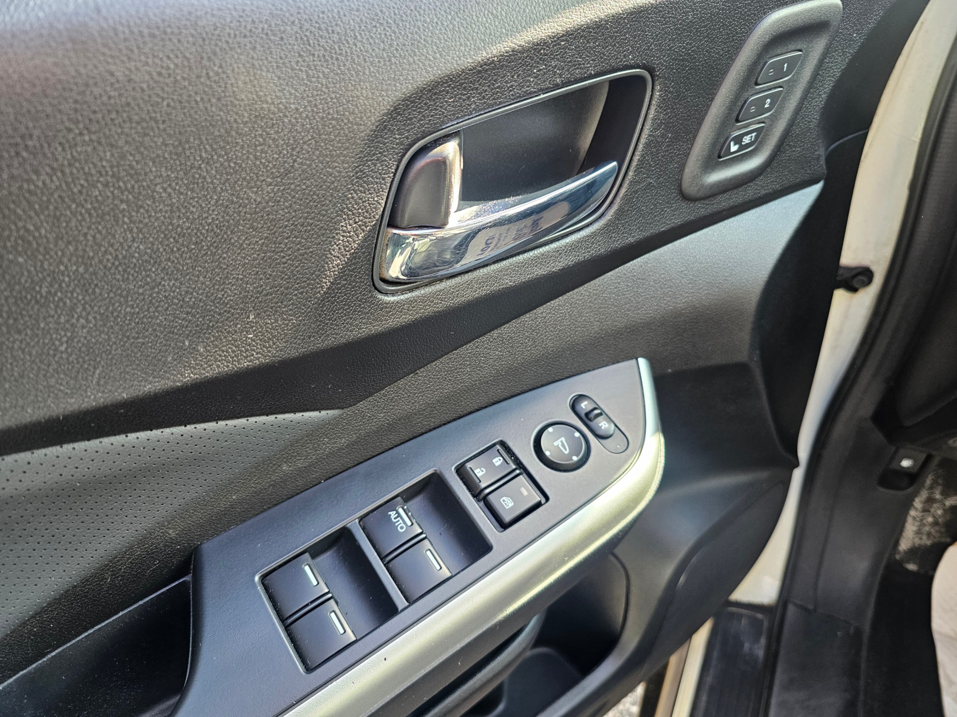 /todaysautosalesandservice/2015-Honda-CR-V-8631049946224225.jpg