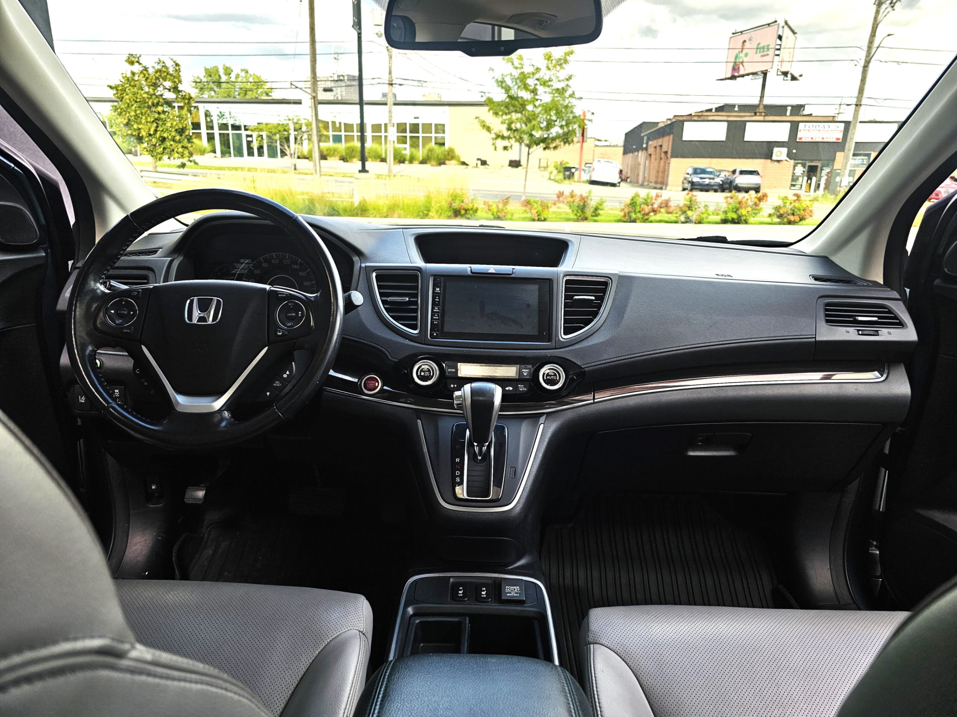 /todaysautosalesandservice/2015-Honda-CR-V-9992851479991227.jpg
