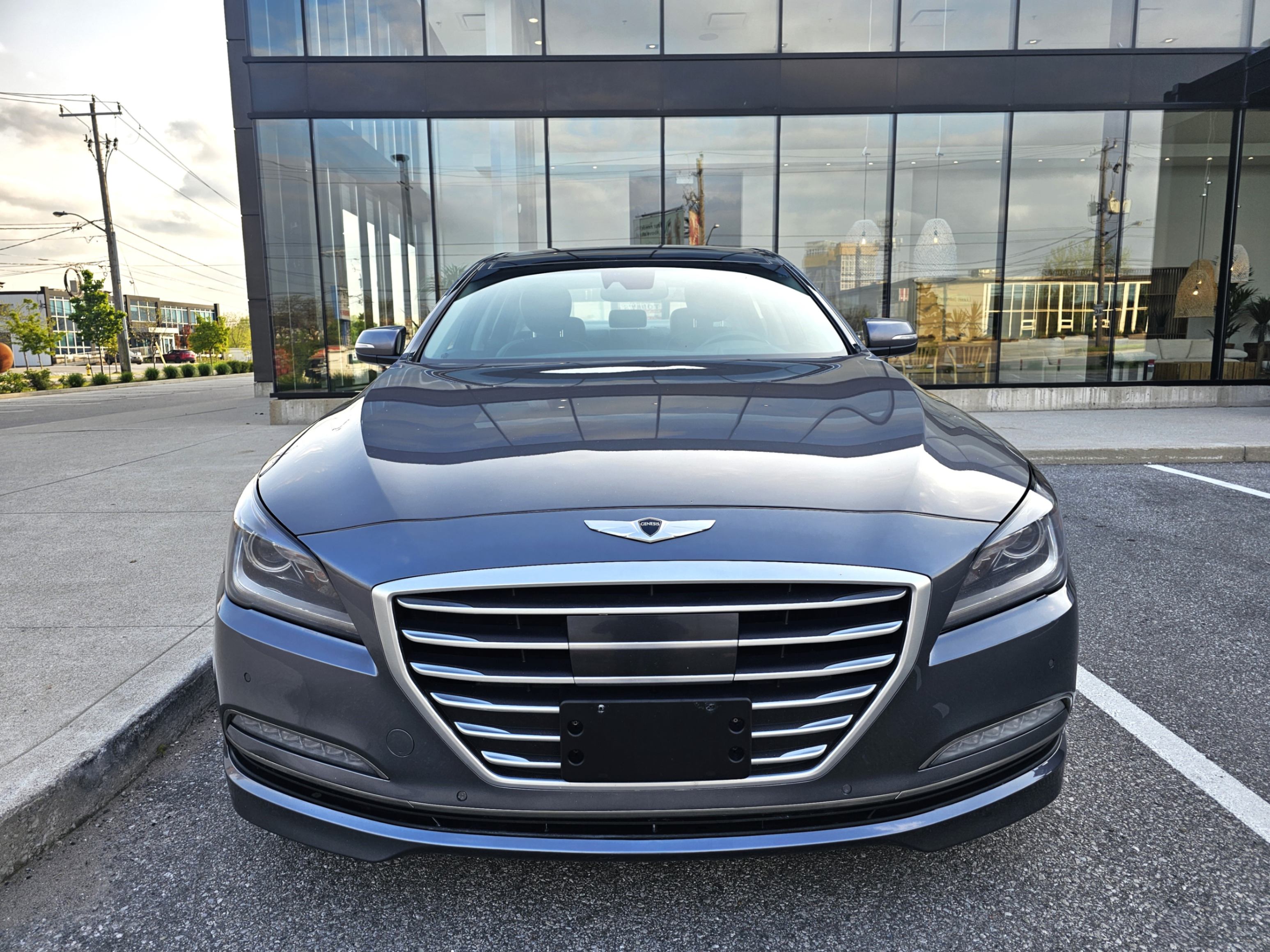 /todaysautosalesandservice/2015-Hyundai-Genesis-11812389584094984.jpg