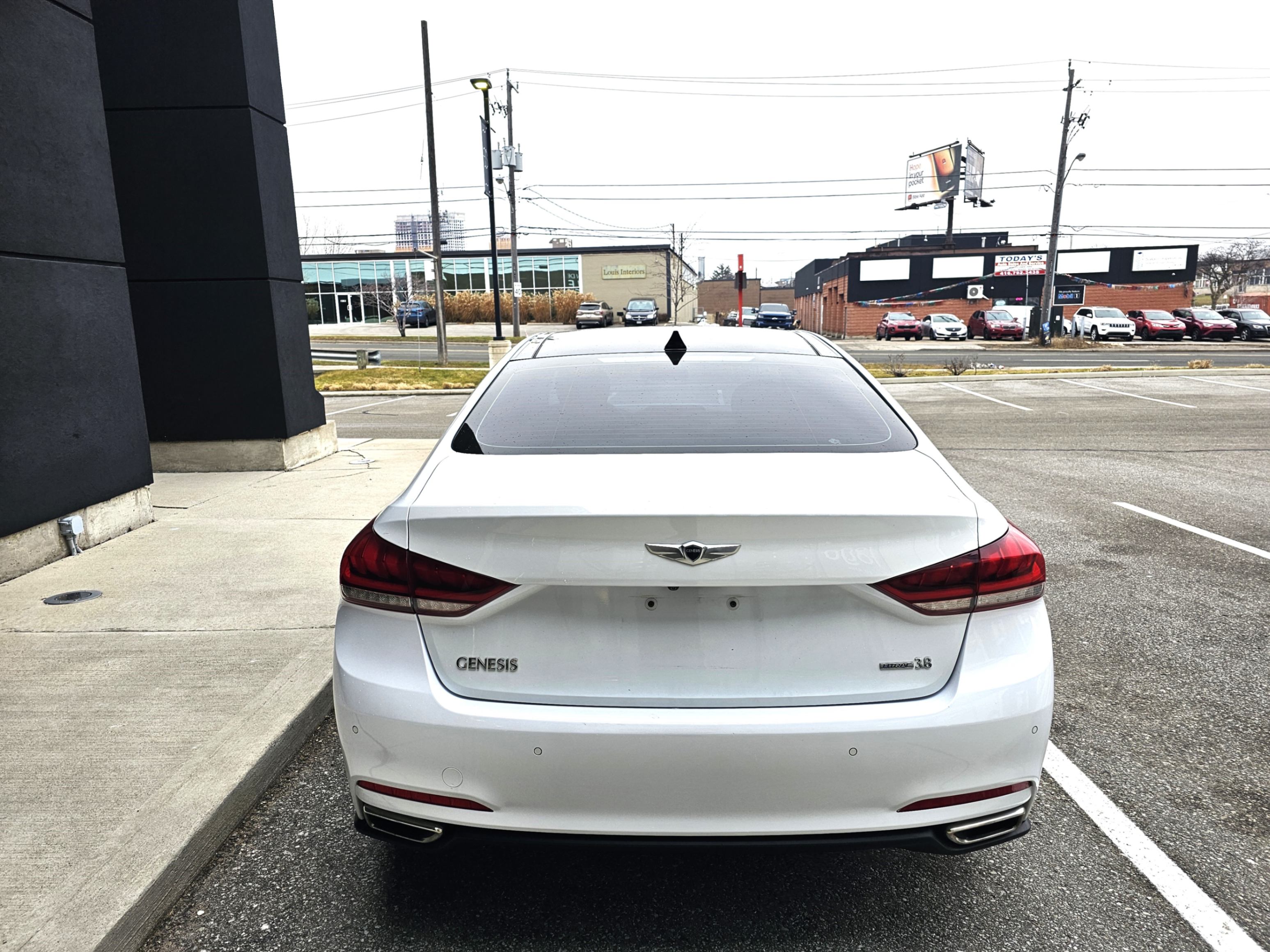 /todaysautosalesandservice/2015-Hyundai-Genesis-374703997814402.jpg