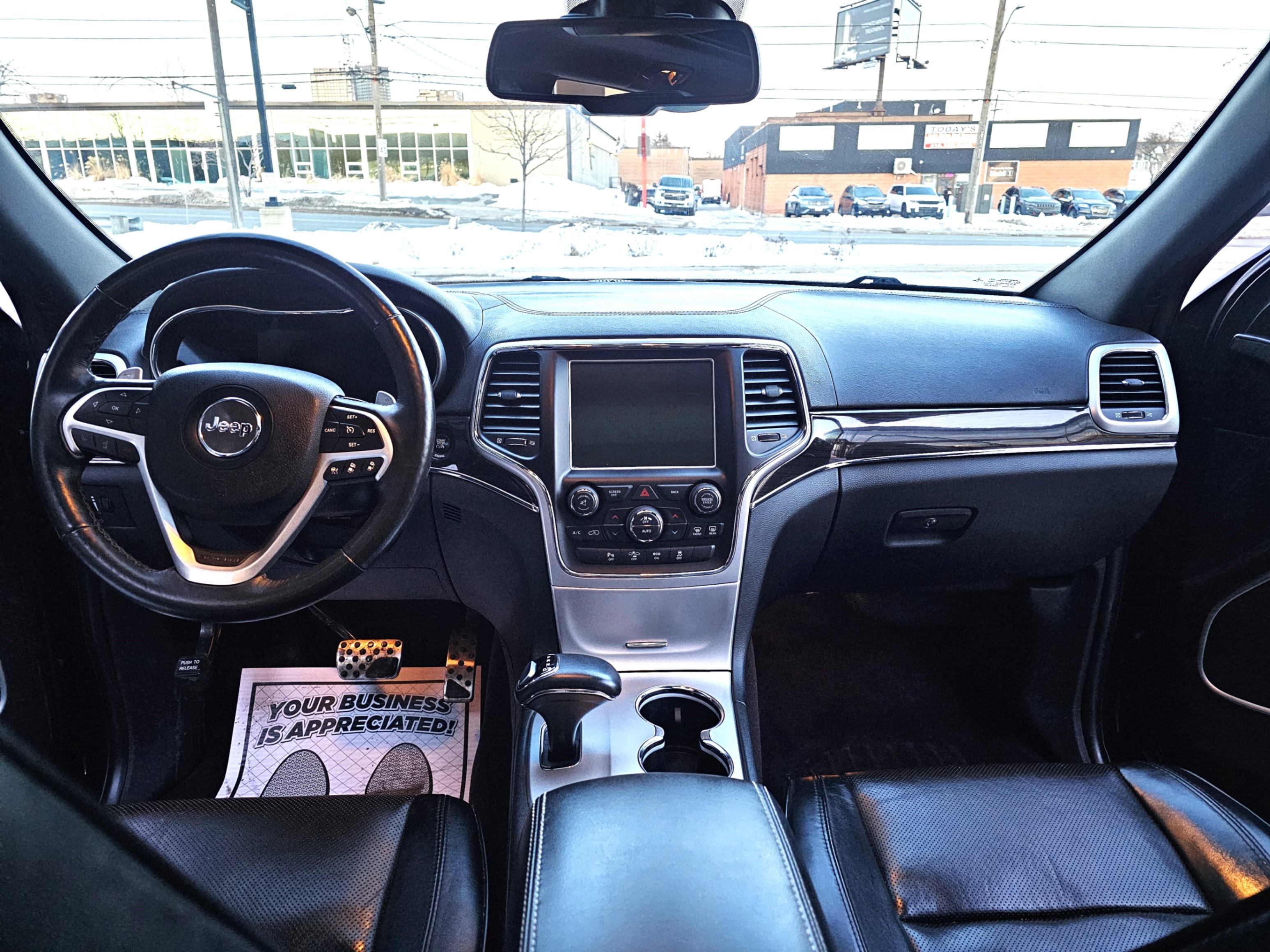 /todaysautosalesandservice/2015-Jeep-GrandCherokee-3739029947869412.jpg